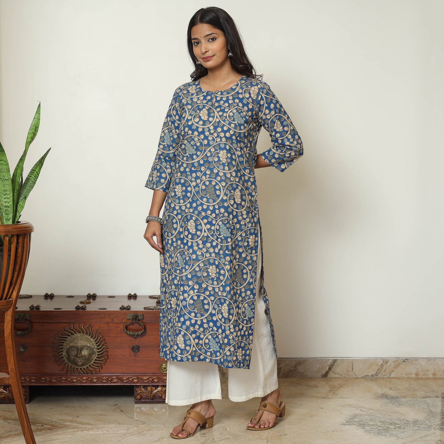 Buy Kalamkari Printed Cotton Straight Kurta 14 Online at iTokri.com