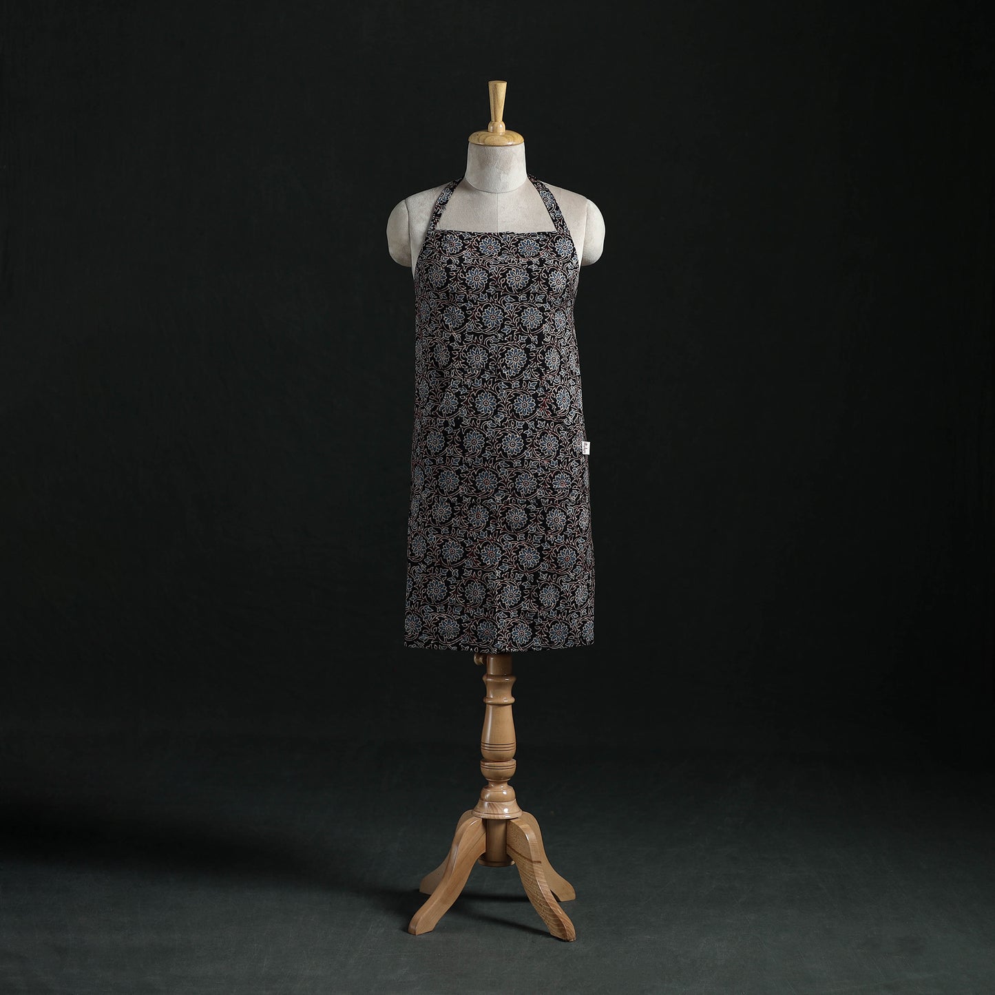Ajrakh Hand Block Print Cotton Apron with Pocket 01
