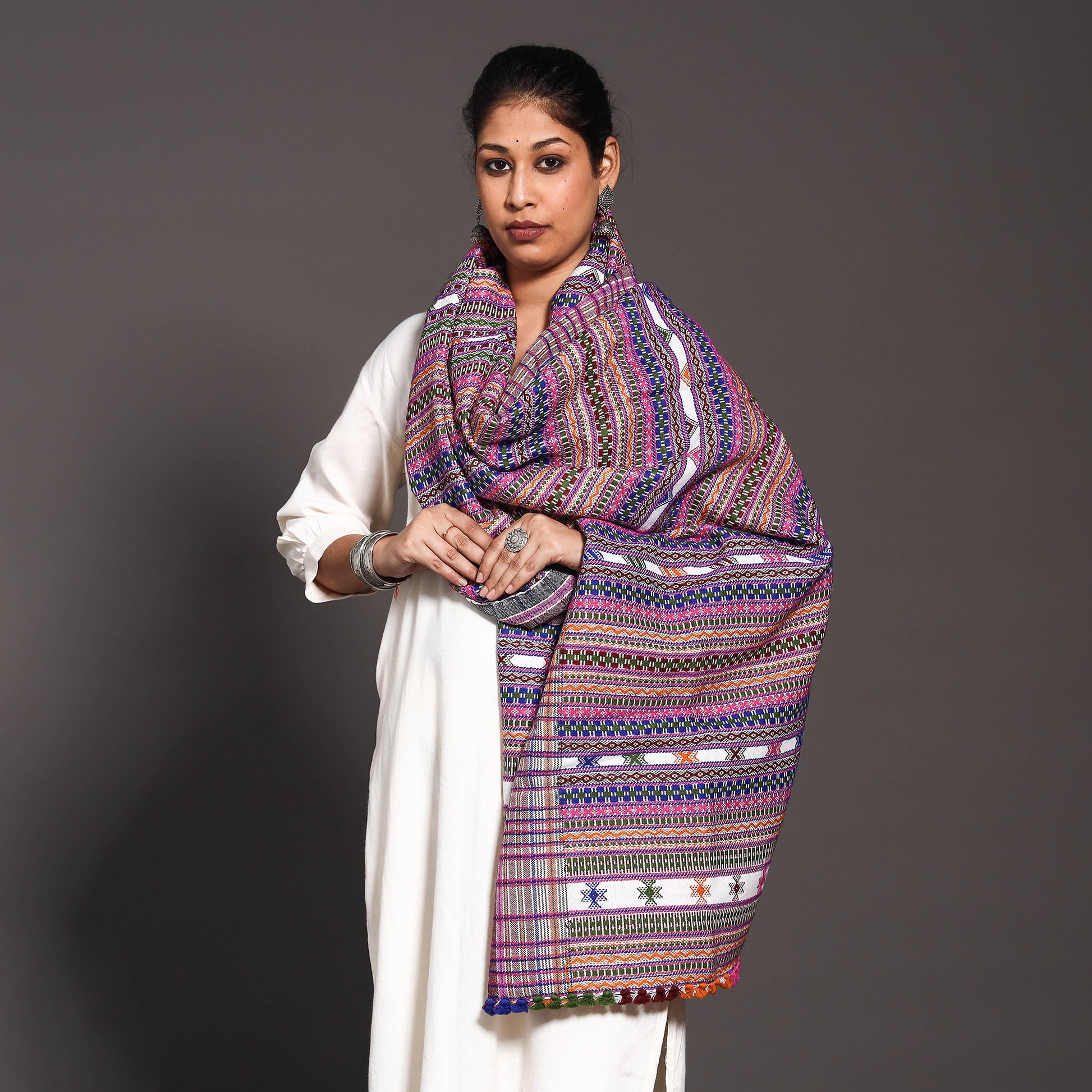 handwoven woolen shawl 