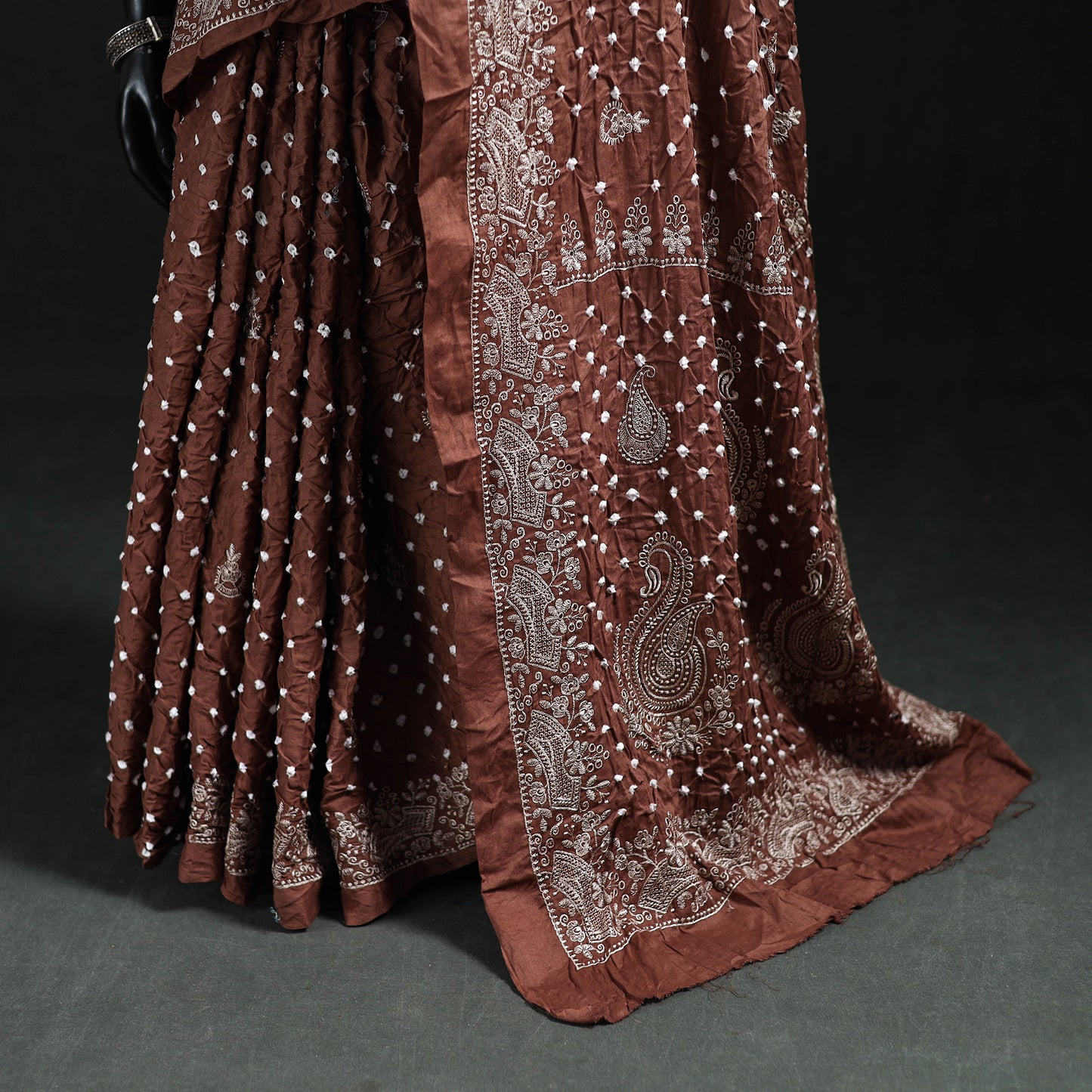 Kutch Bandhani Tie-Dye Cotton Saree 06
