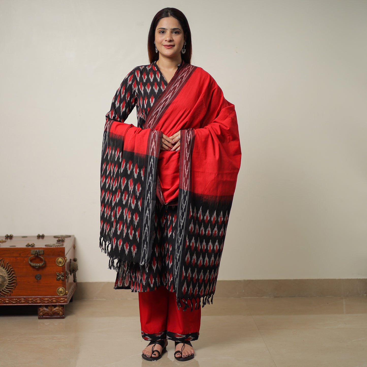 Buy Pochampally Ikat Weave Cotton Kurta with Palazzo & Dupatta Set 01 Online l iTokri.com
