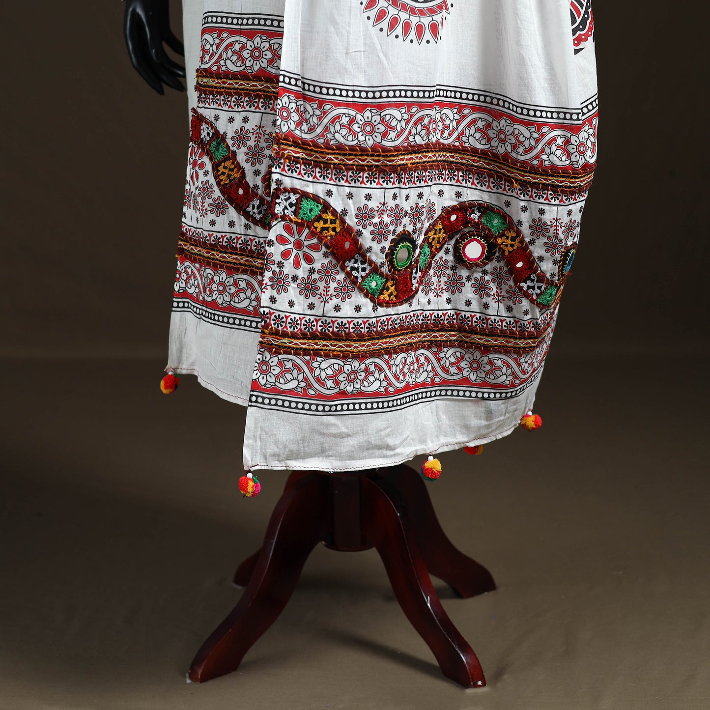 Kutch Hand Embroidered Mirror Work Printed Cotton Dupatta 03
