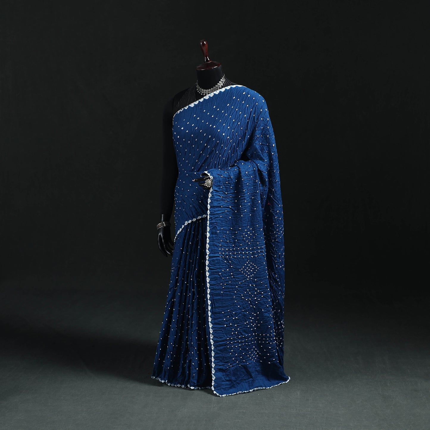 Kutch Bandhani Tie-Dye Cotton Saree 16