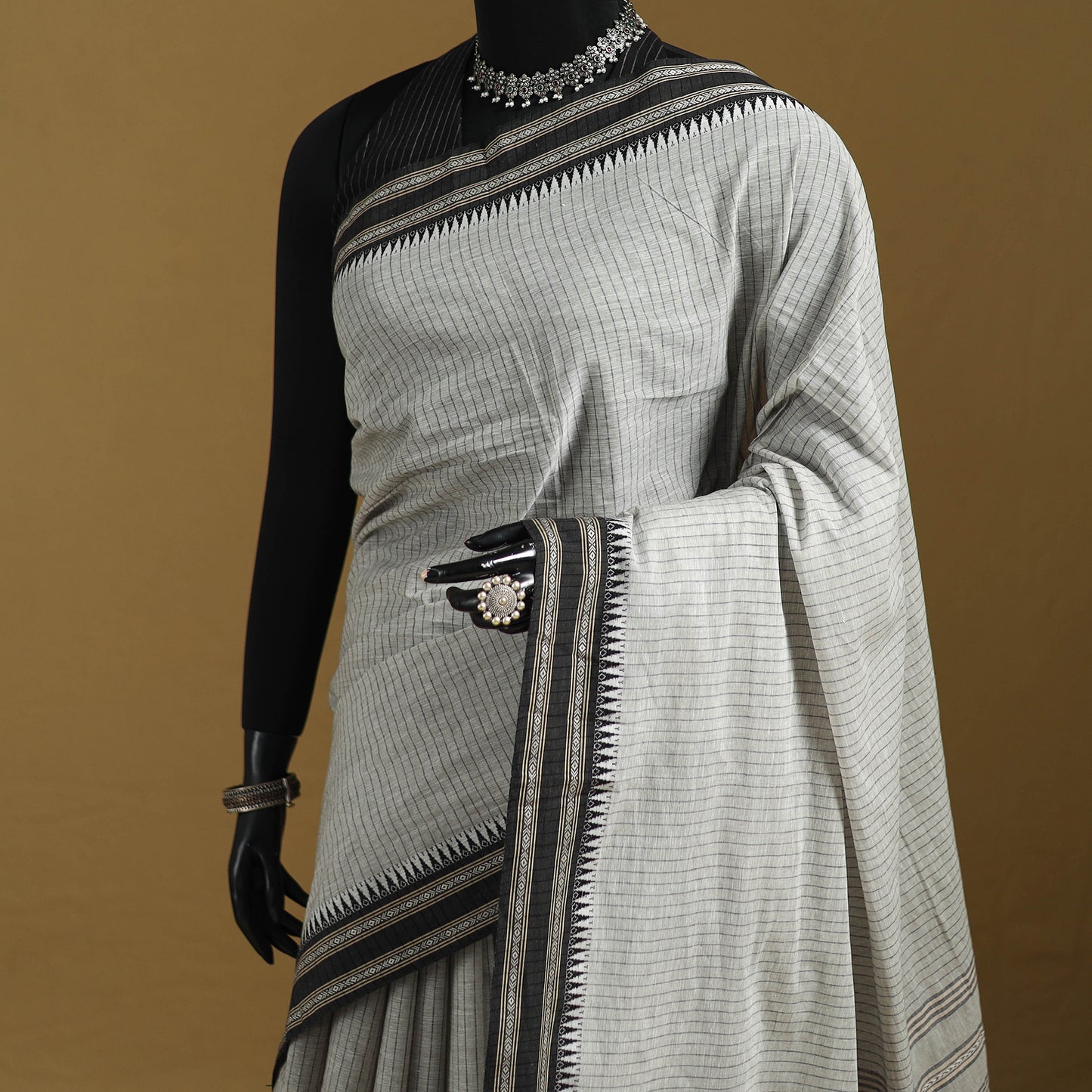 Grey - Bengal Handwoven Cotton Begumpuri Saree 04