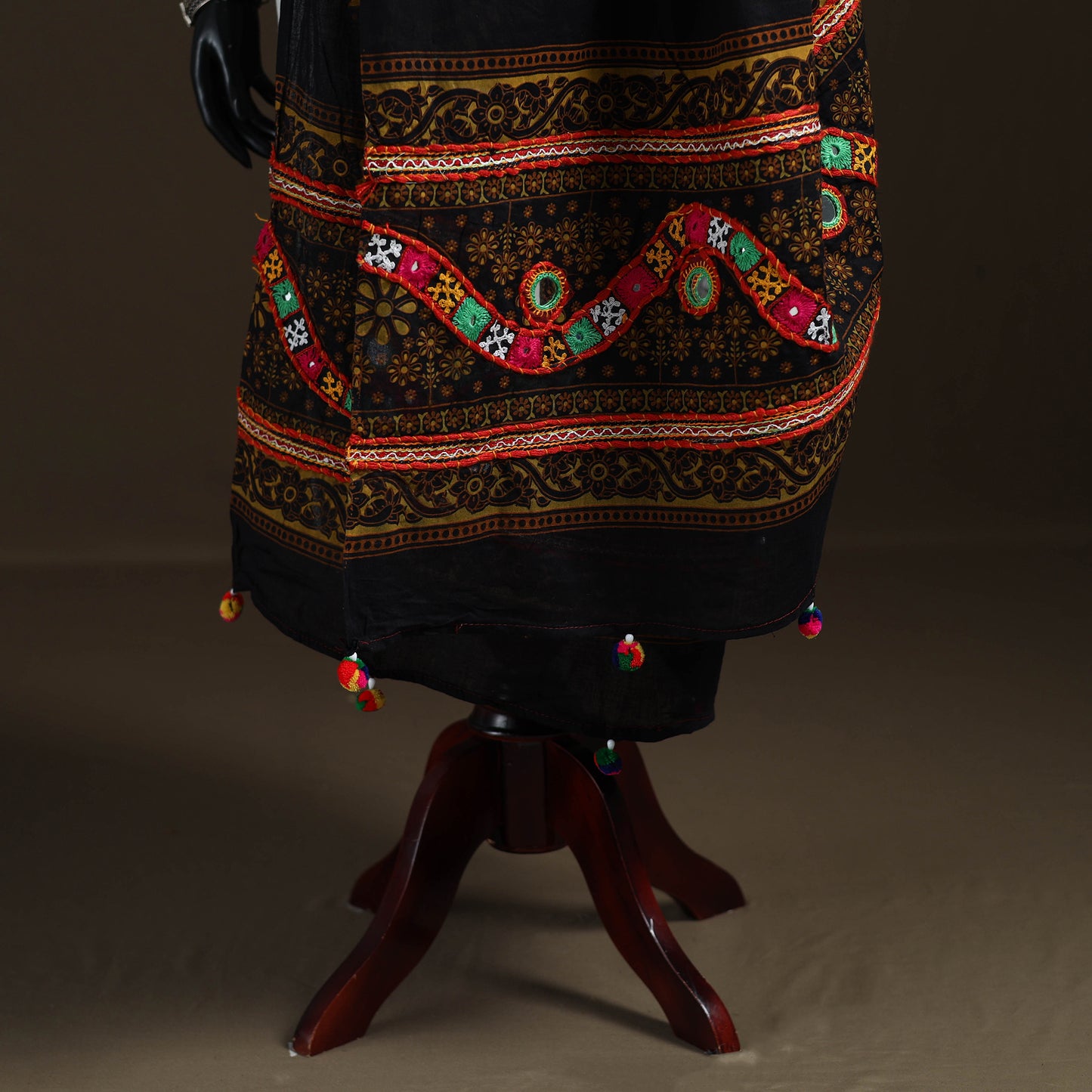 Kutch Hand Embroidered Mirror Work Printed Cotton Dupatta 12