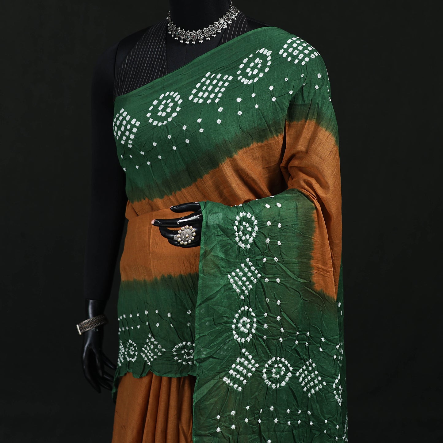 Kutch Bandhani Tie-Dye Cotton Saree 03