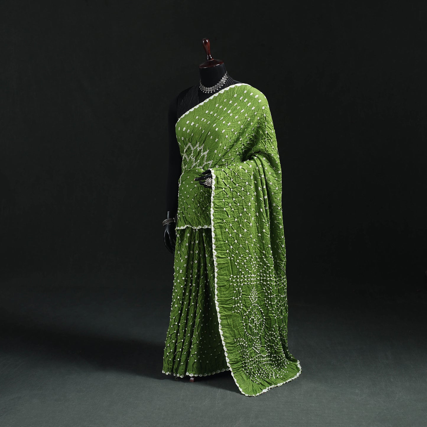 Kutch Bandhani Tie-Dye Cotton Saree 25