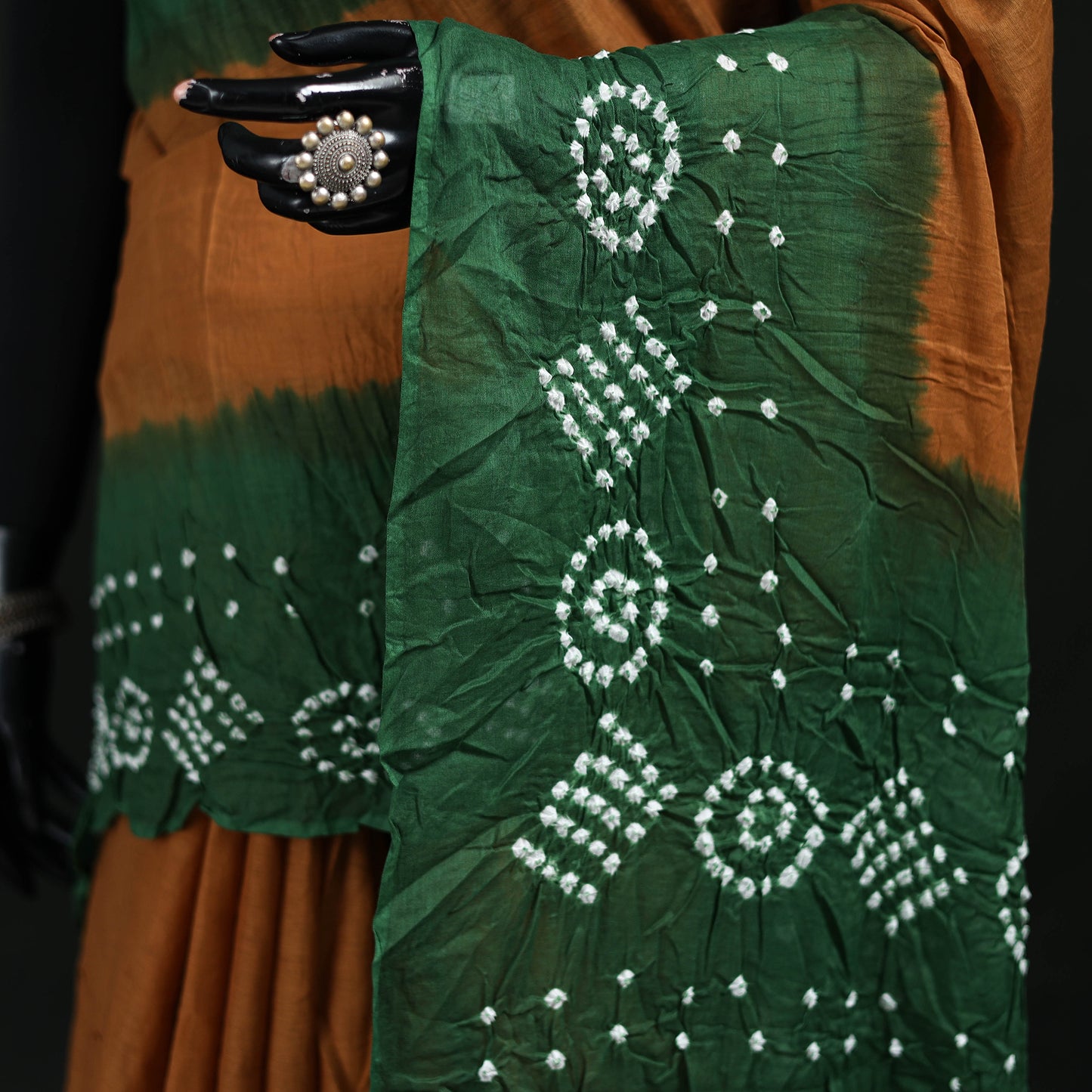 Kutch Bandhani Tie-Dye Cotton Saree 03