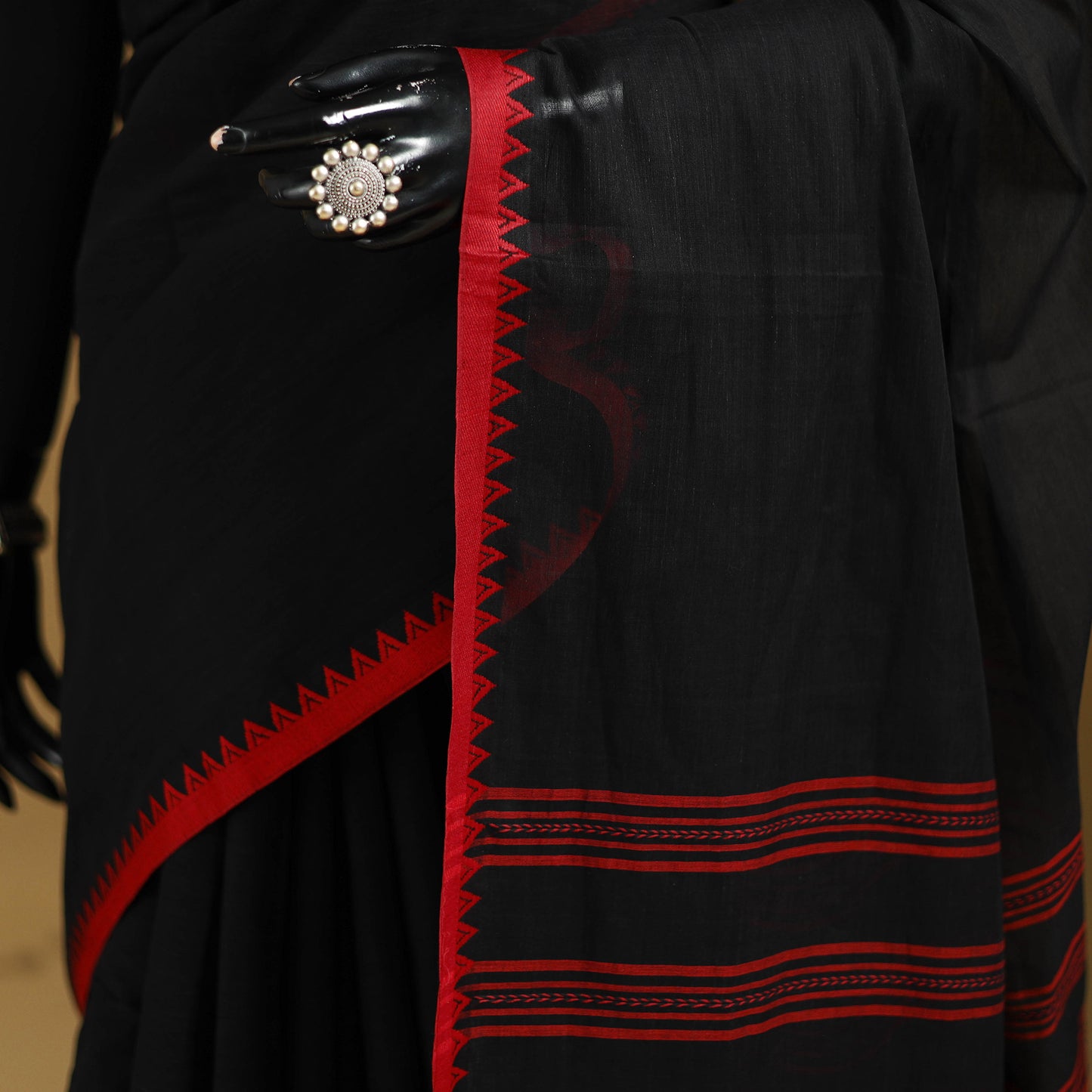 Black - Bengal Handwoven Cotton Begumpuri Saree 12