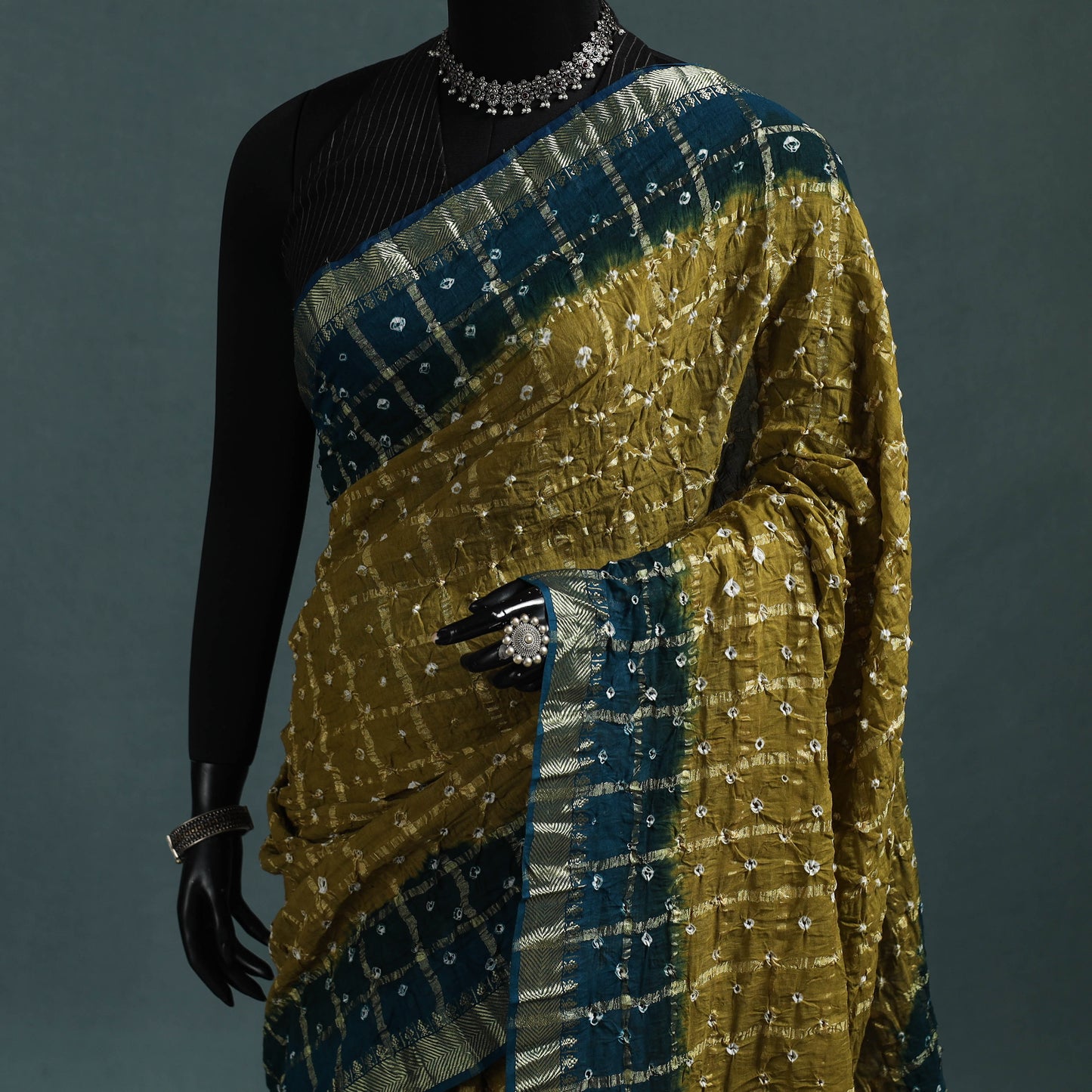 Kutch Tie-Dye Bandhani Cotton Saree with Blouse Piece 01