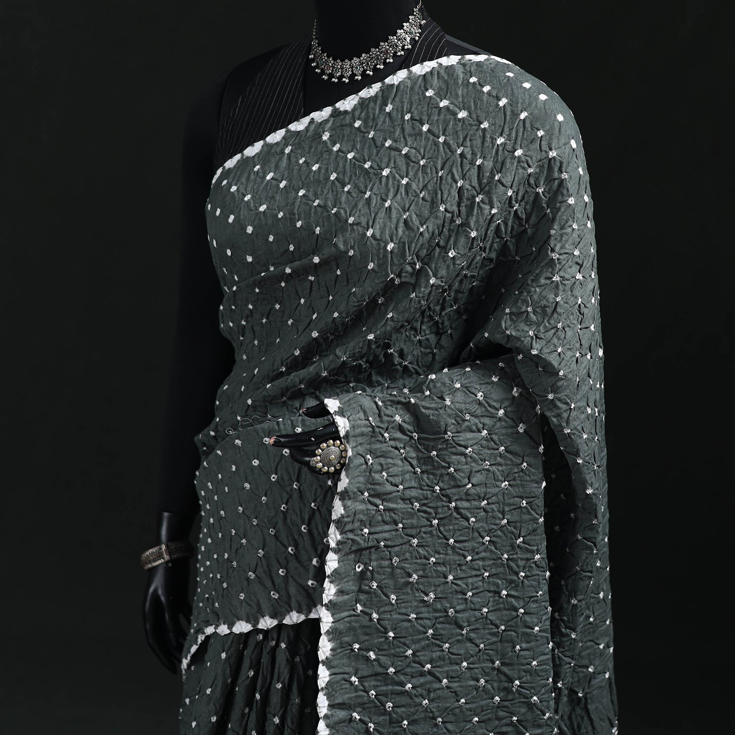 Kutch Bandhani Tie-Dye Cotton Saree 36