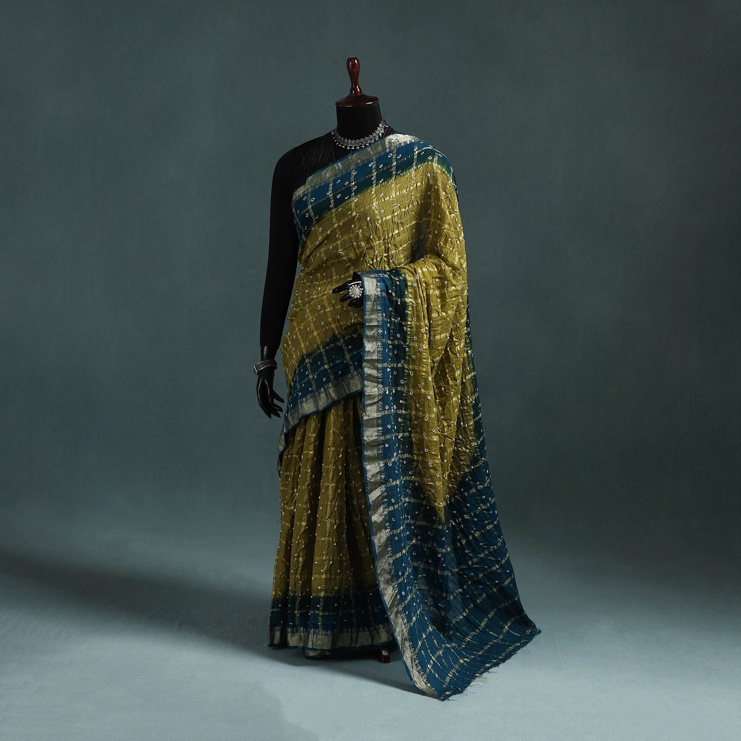 Kutch Tie-Dye Bandhani Cotton Saree with Blouse Piece 04