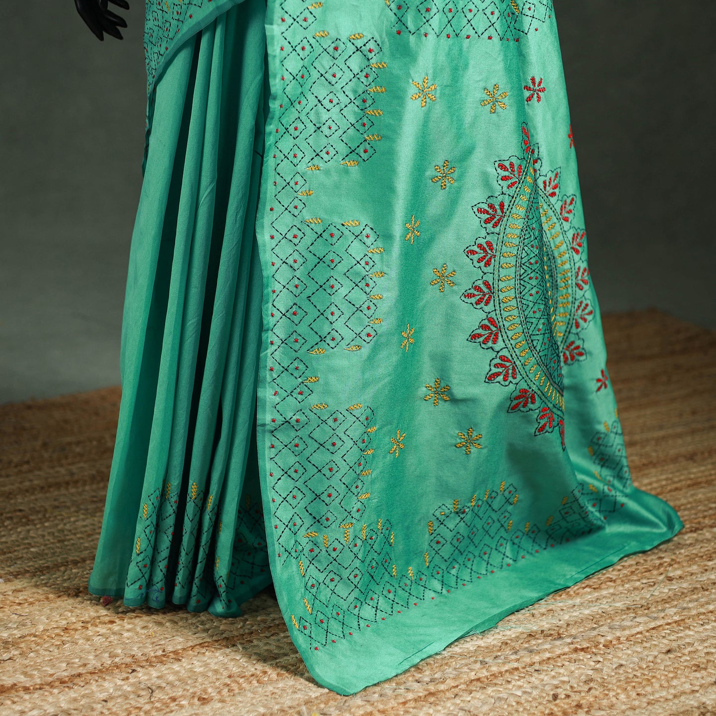 Green - Bengal Nakshi Kantha Hand Embroidered Silk Saree 25