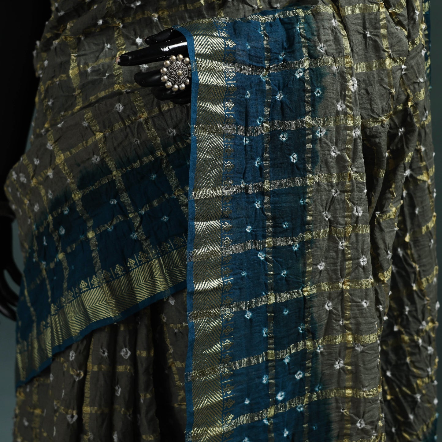 Kutch Tie-Dye Bandhani Cotton Saree with Blouse Piece 06