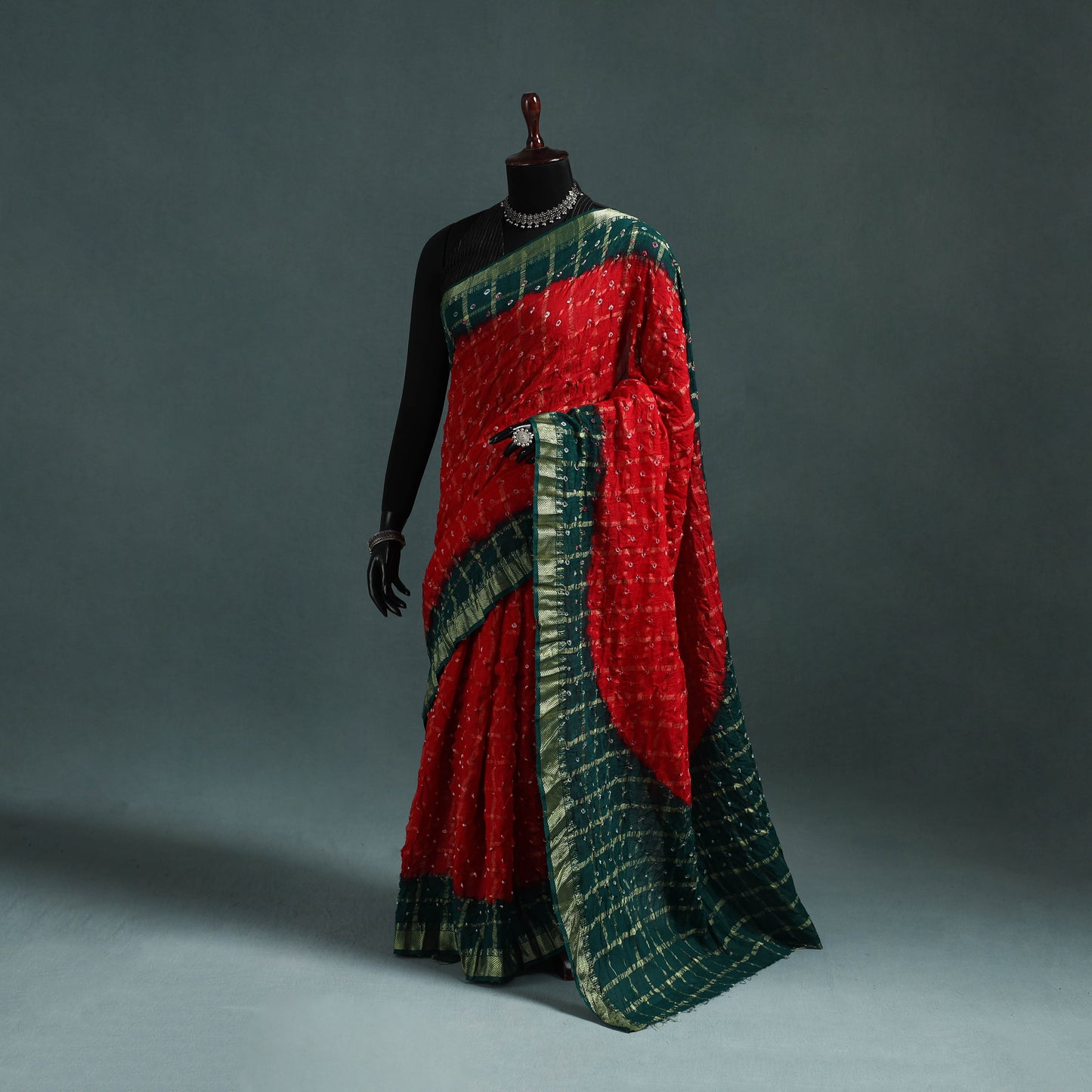 Kutch Tie-Dye Bandhani Cotton Saree with Blouse Piece 07
