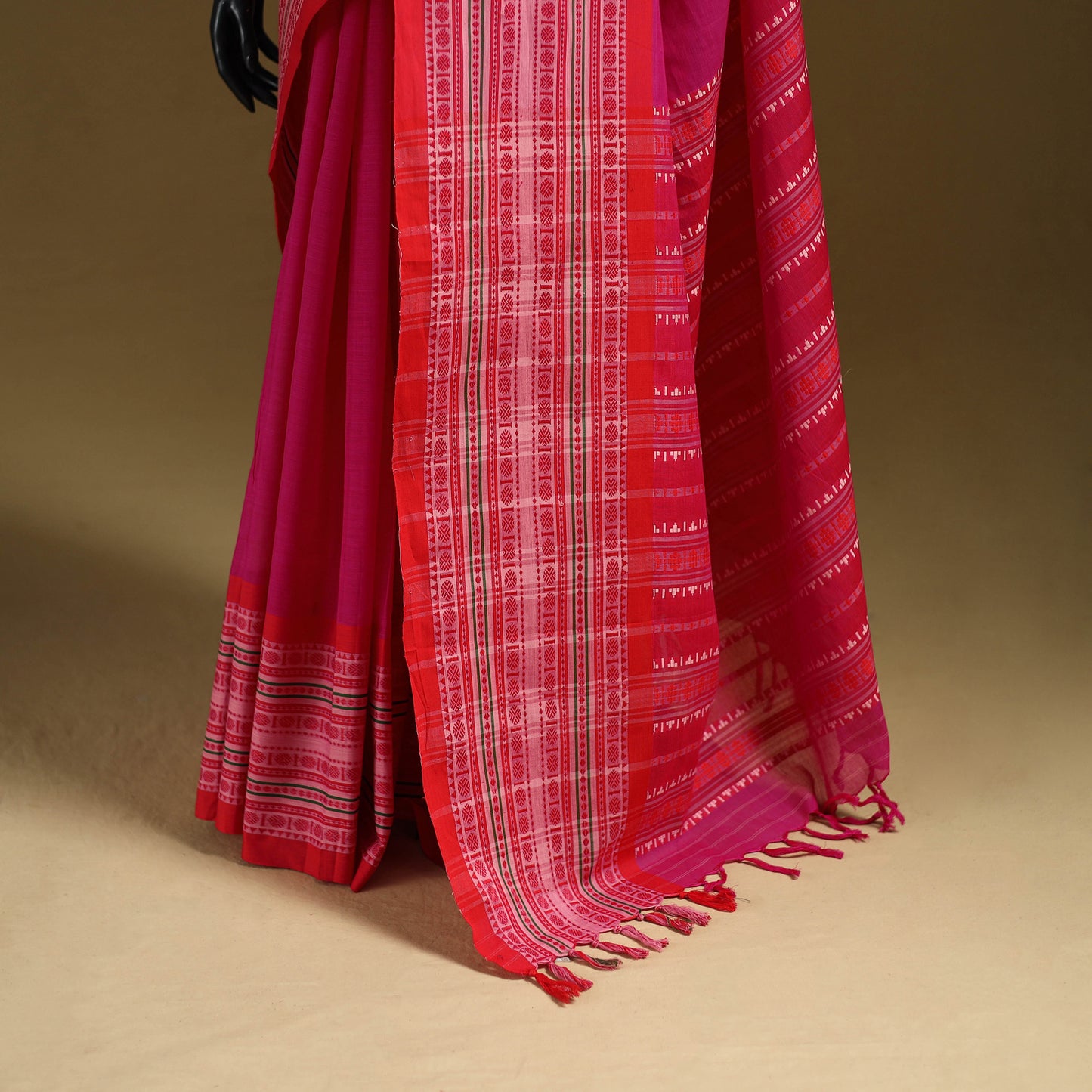 Bengal Handwoven Cotton Begumpuri Saree 19