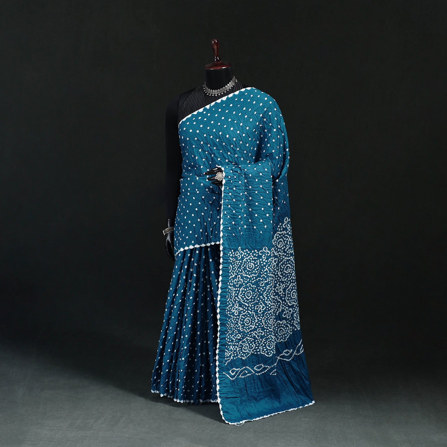Kutch Bandhani Tie-Dye Cotton Saree 21