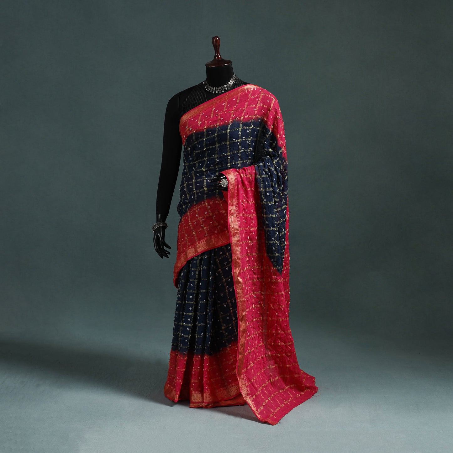 Kutch Tie-Dye Bandhani Cotton Saree with Blouse Piece 09