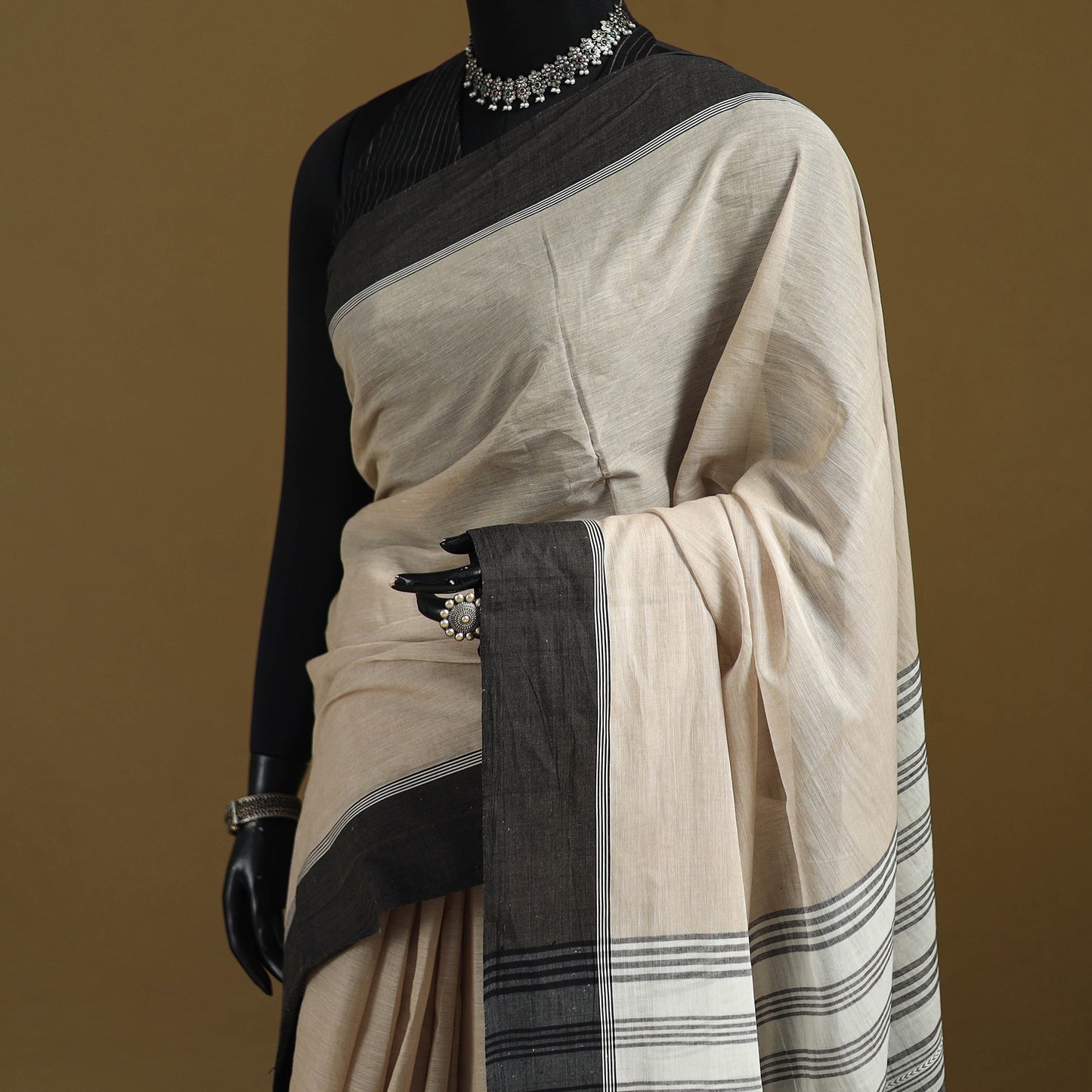 Bengal Handwoven Cotton Begumpuri Saree 21