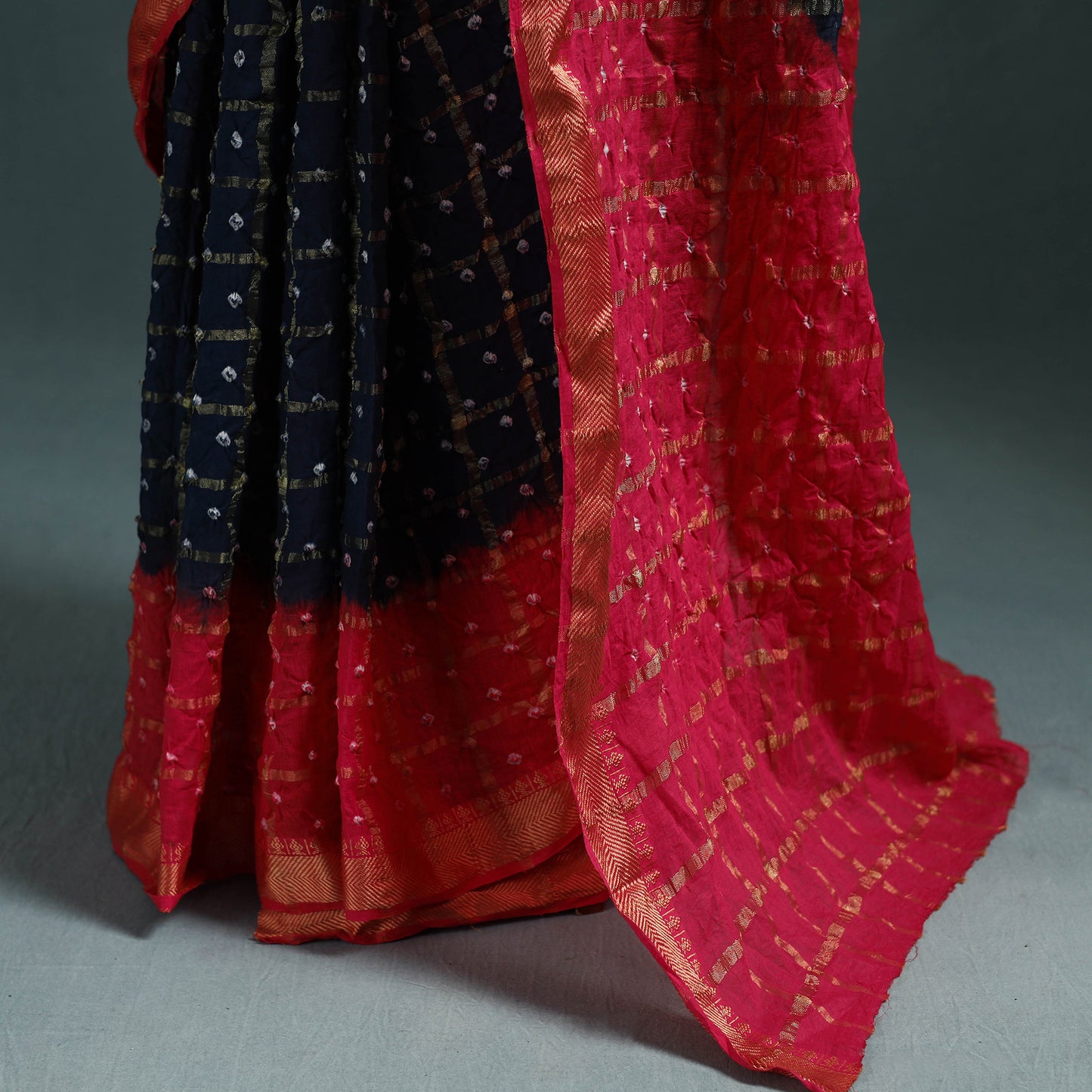 Kutch Tie-Dye Bandhani Cotton Saree with Blouse Piece 09