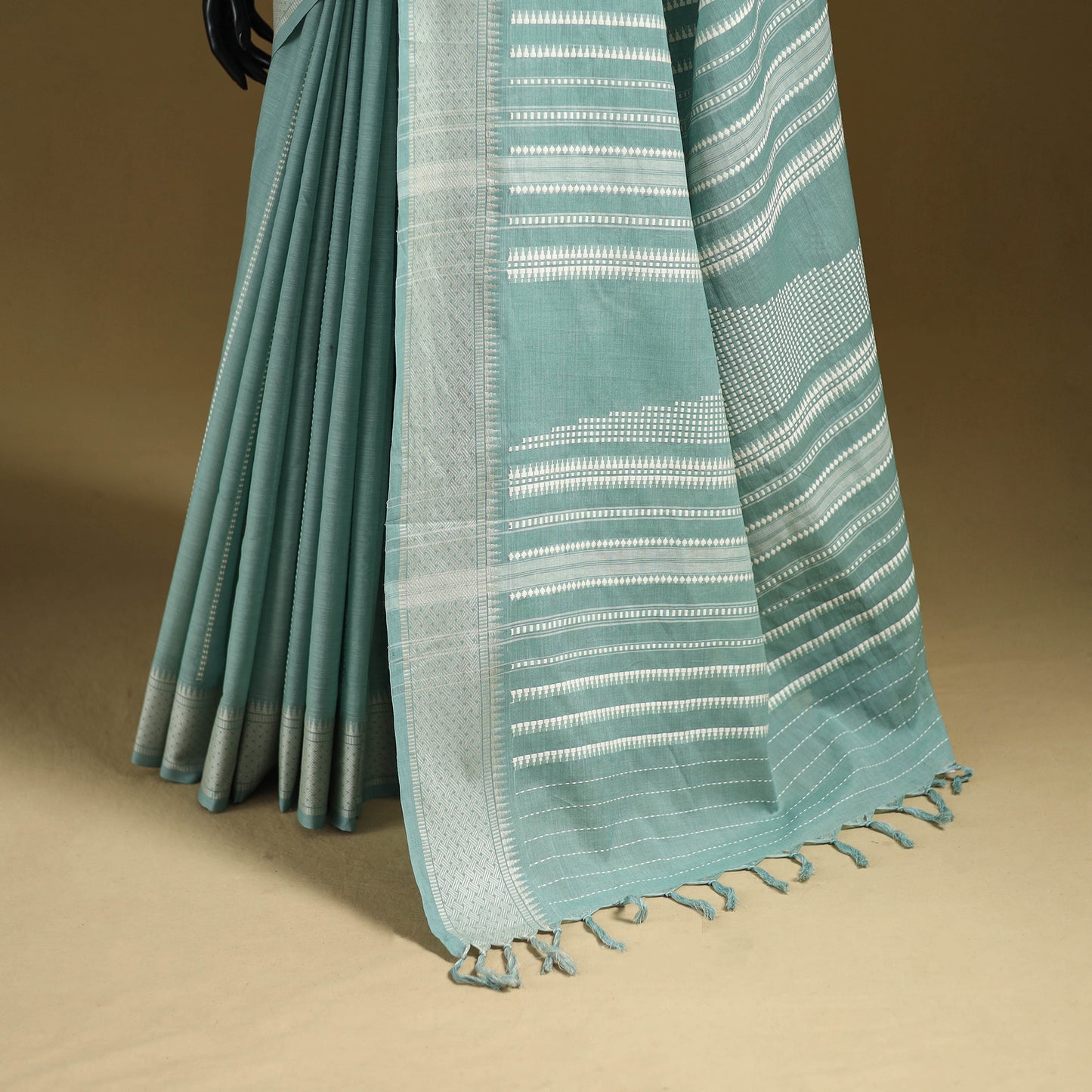 Bengal Handwoven Cotton Begumpuri Saree 22