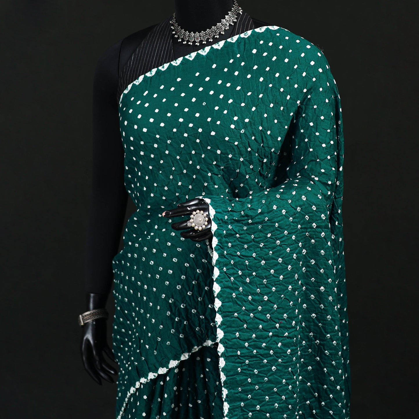 Kutch Bandhani Tie-Dye Cotton Saree 23