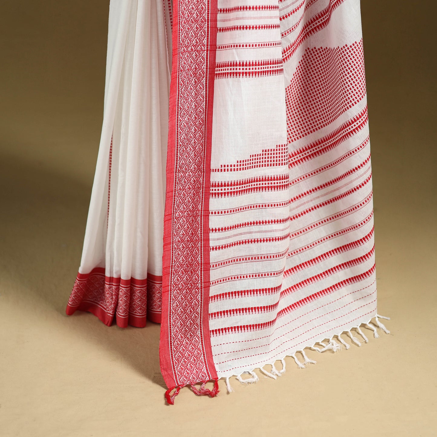 Bengal Handwoven Cotton Begumpuri Saree 23