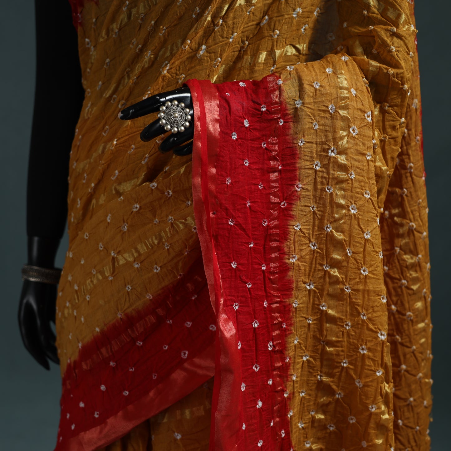 Kutch Tie-Dye Bandhani Cotton Saree with Blouse Piece 12