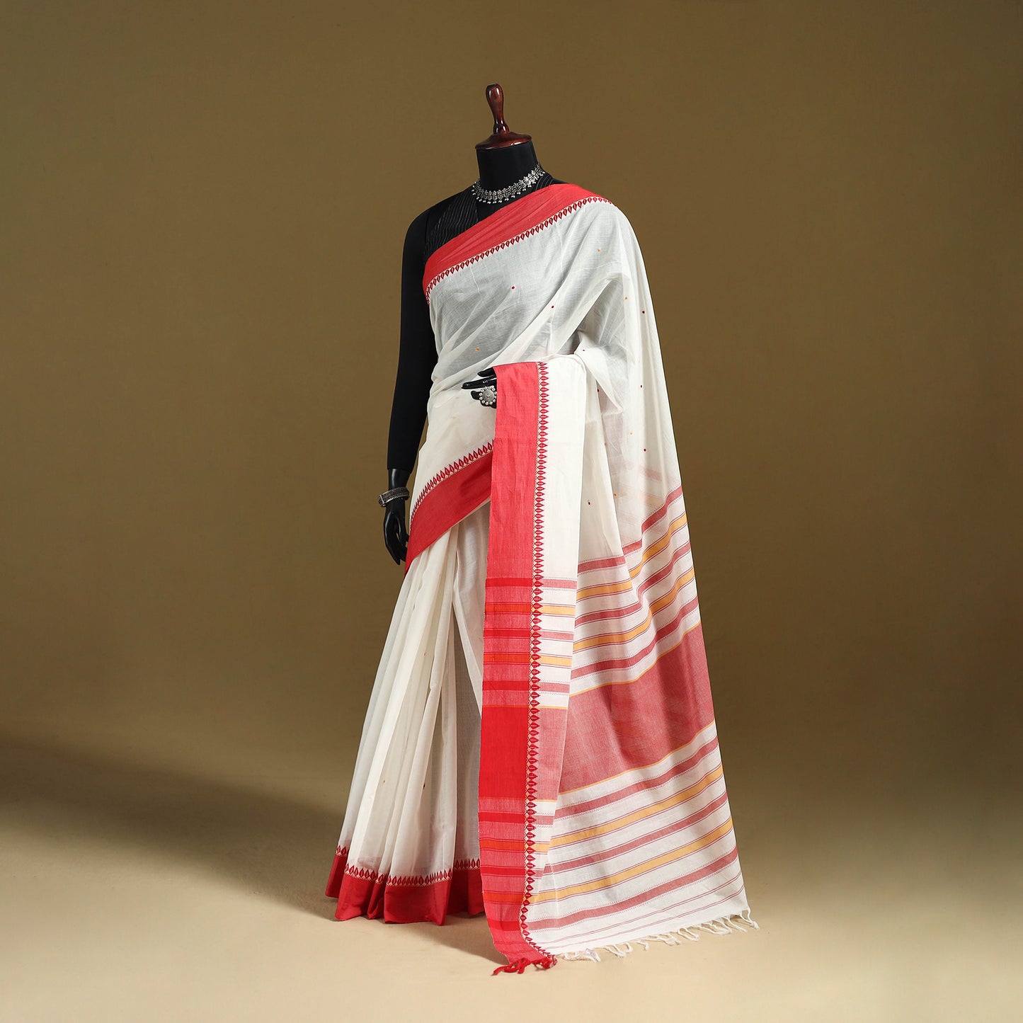 Bengal Handwoven Cotton Begumpuri Saree 28