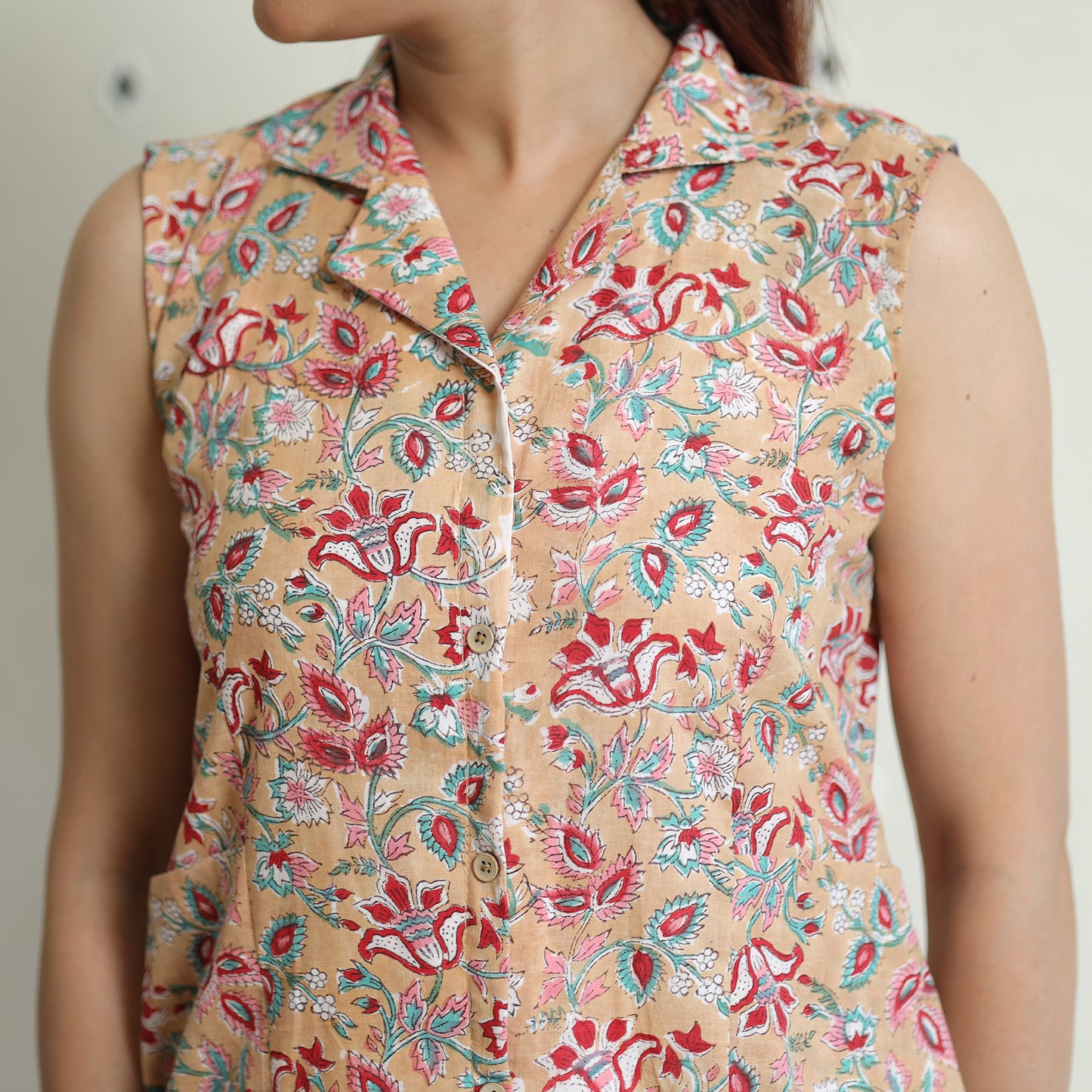 Buy Sanganeri Block Printed Cotton Collared Neck Buttoned Down Dress Online at iTokri.com
