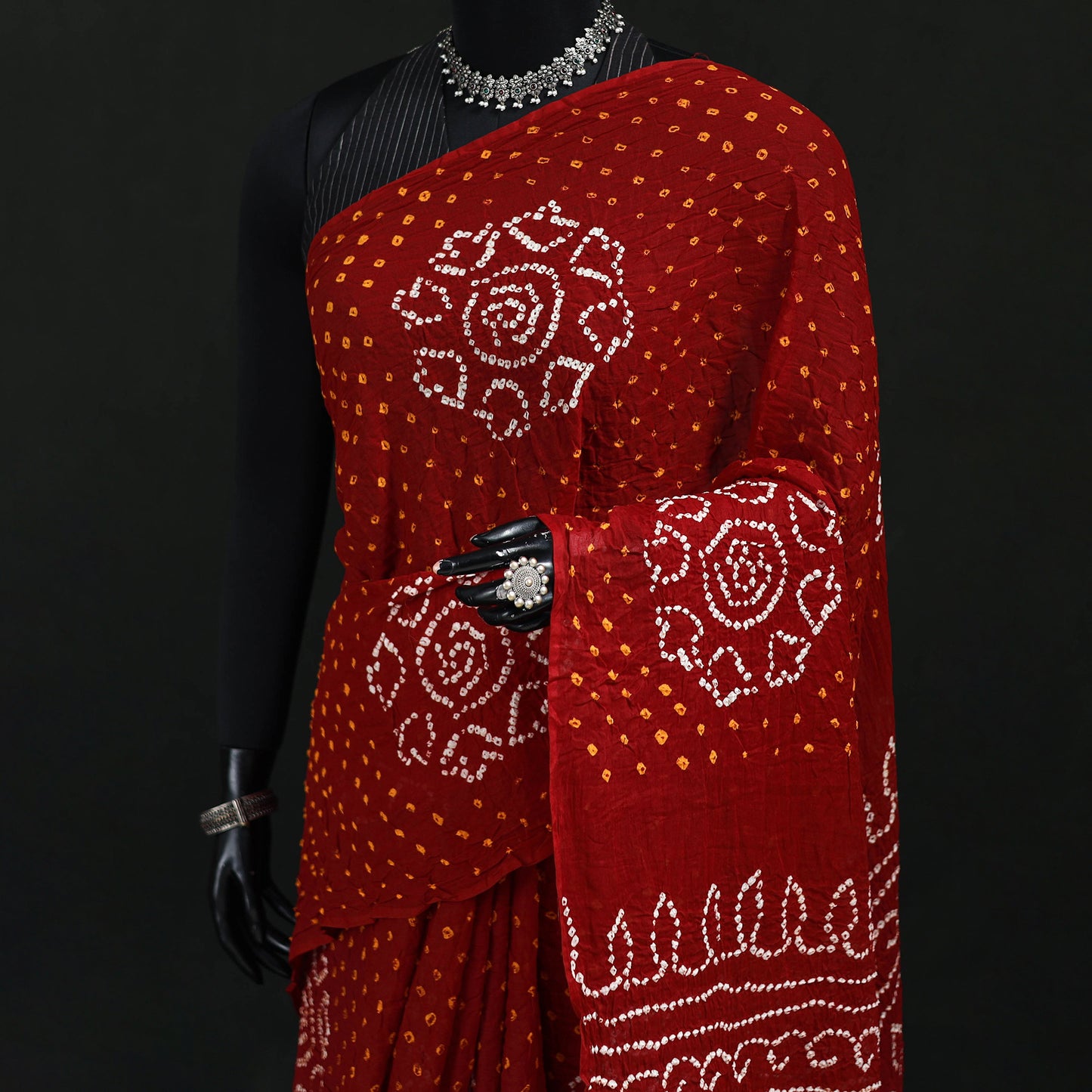 Kutch Bandhani Tie-Dye Cotton Saree 35
