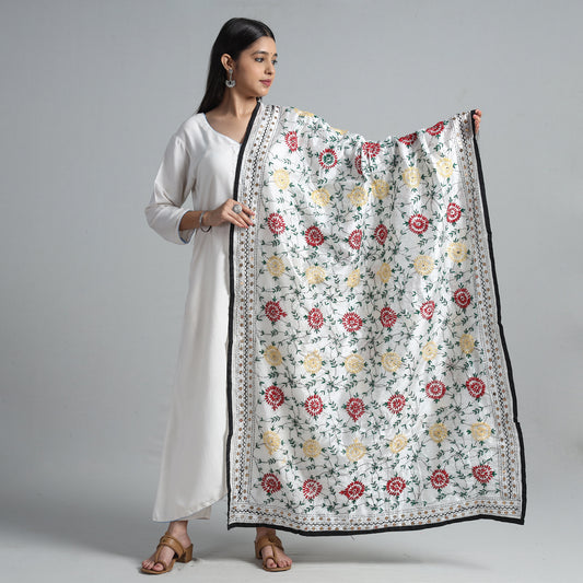 White - Ranihati Chanderi Silk Chapa Work Phulkari Embroidered Dupatta 03