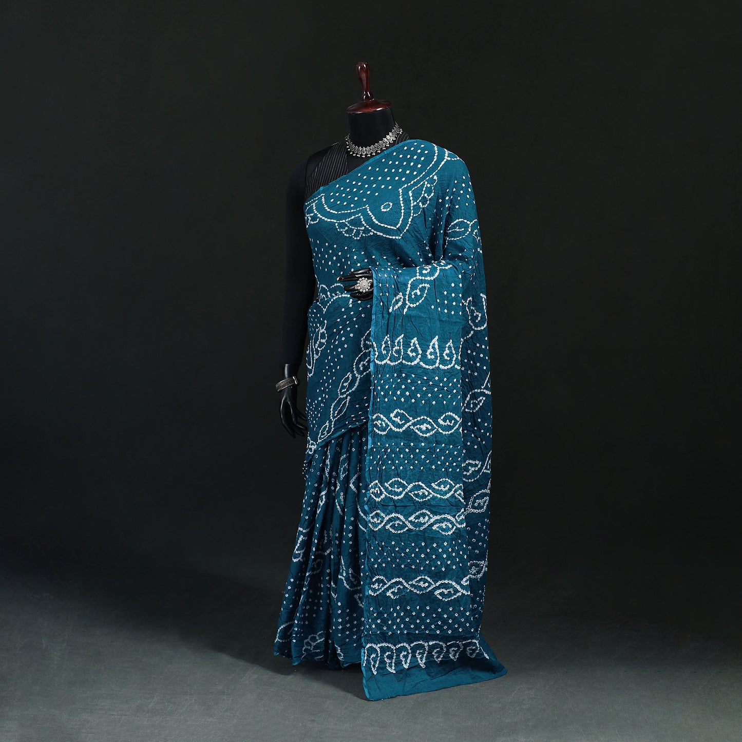Kutch Bandhani Tie-Dye Cotton Saree 38