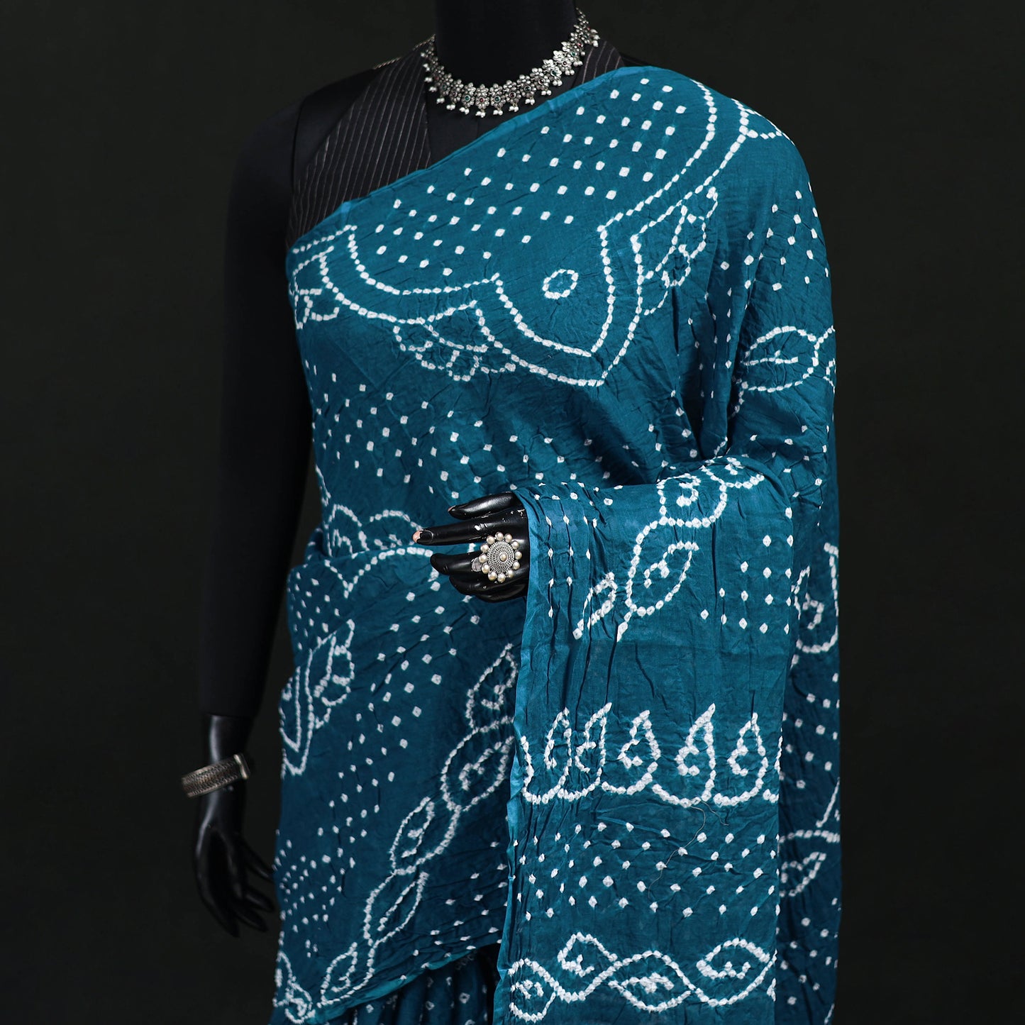 Kutch Bandhani Tie-Dye Cotton Saree 38