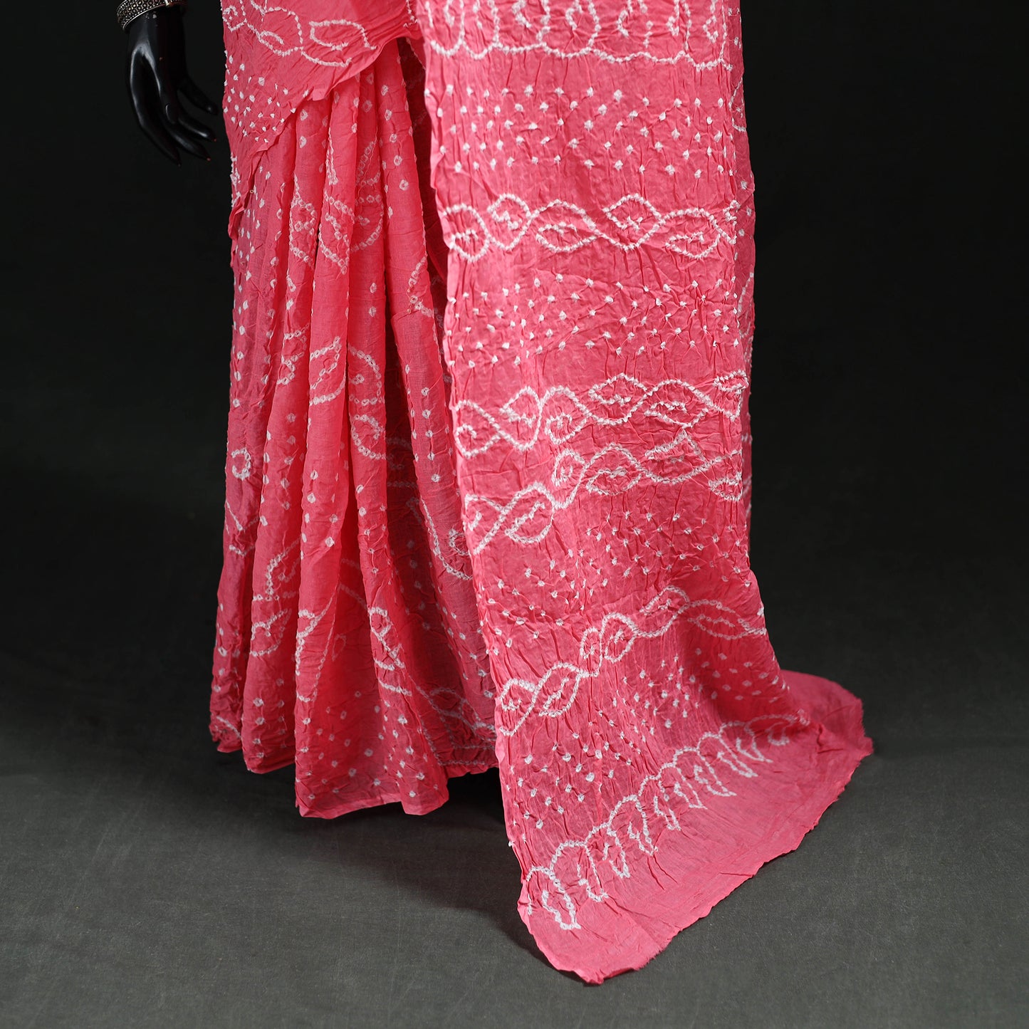 Kutch Bandhani Tie-Dye Cotton Saree 39