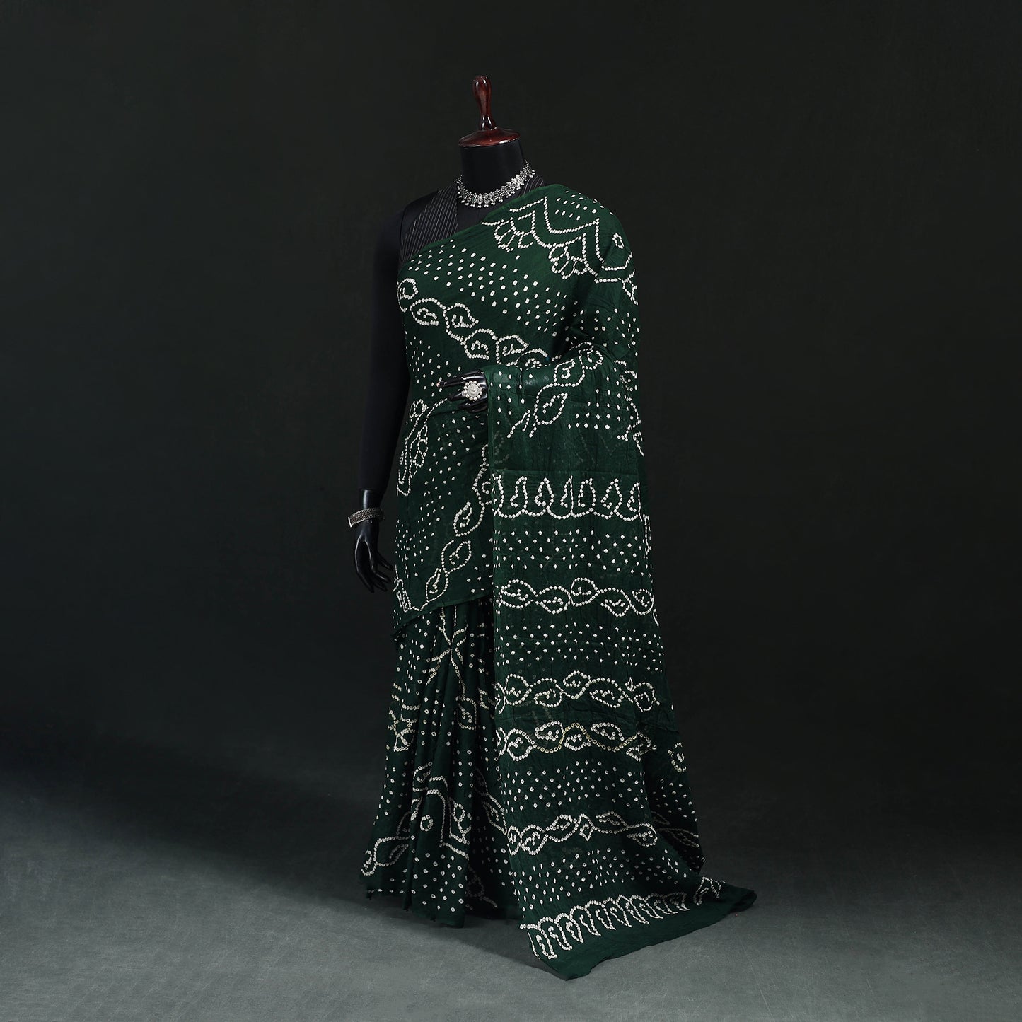 Kutch Bandhani Tie-Dye Cotton Saree 43