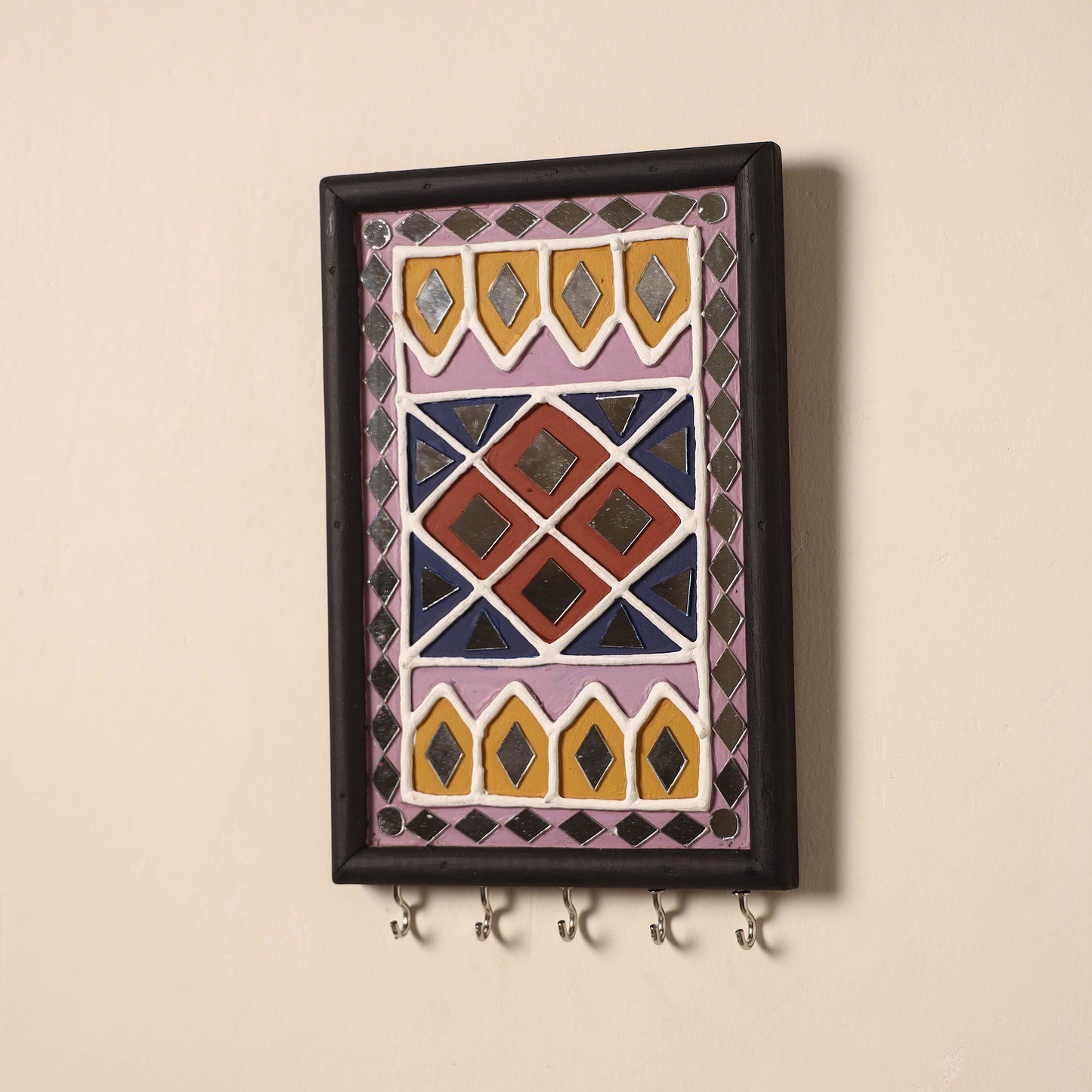 Kutch Mud Mirror Work Lippan Art Key Holder (9 x 6 in) 50