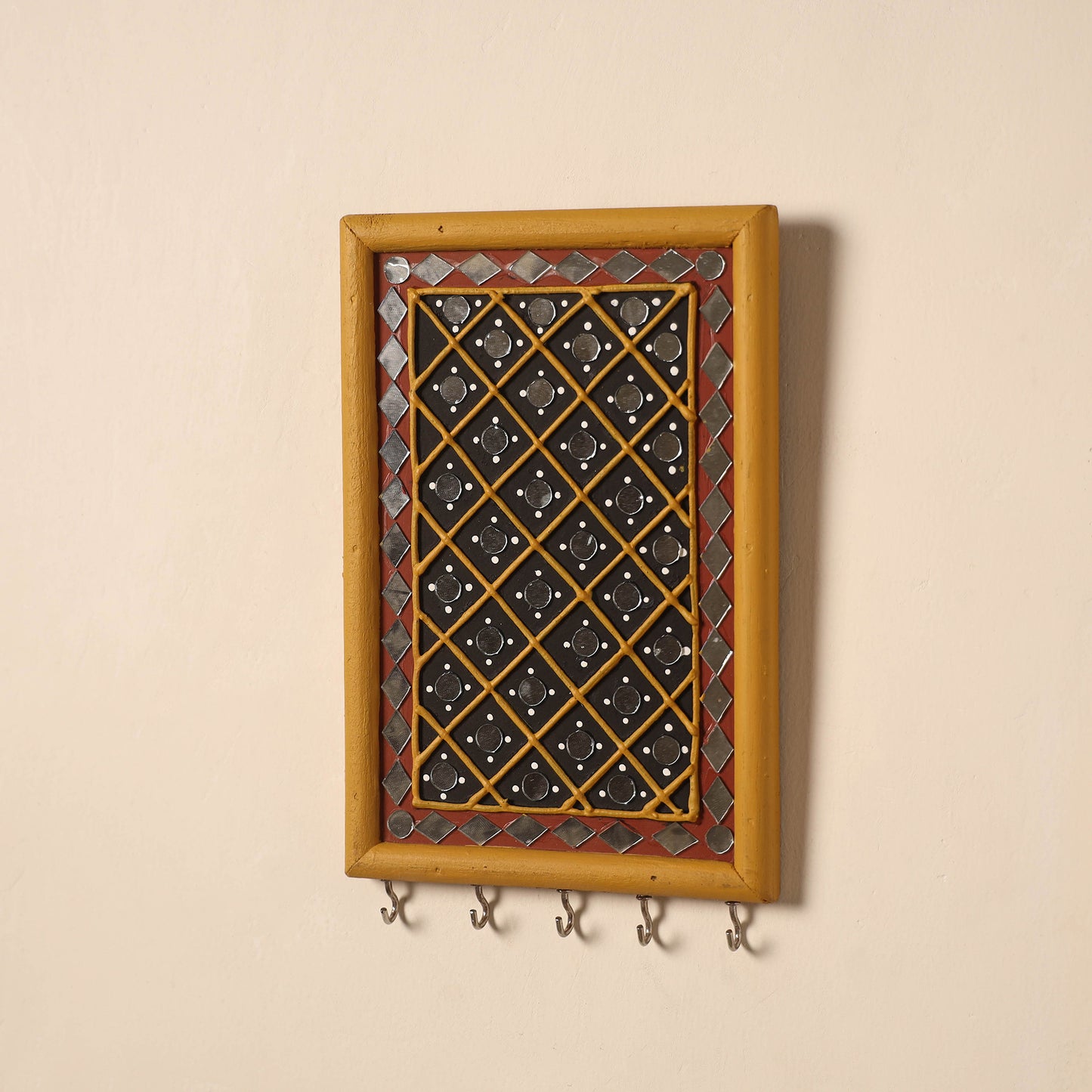 Kutch Mud Mirror Work Lippan Art Key Holder (9 x 6 in) 44