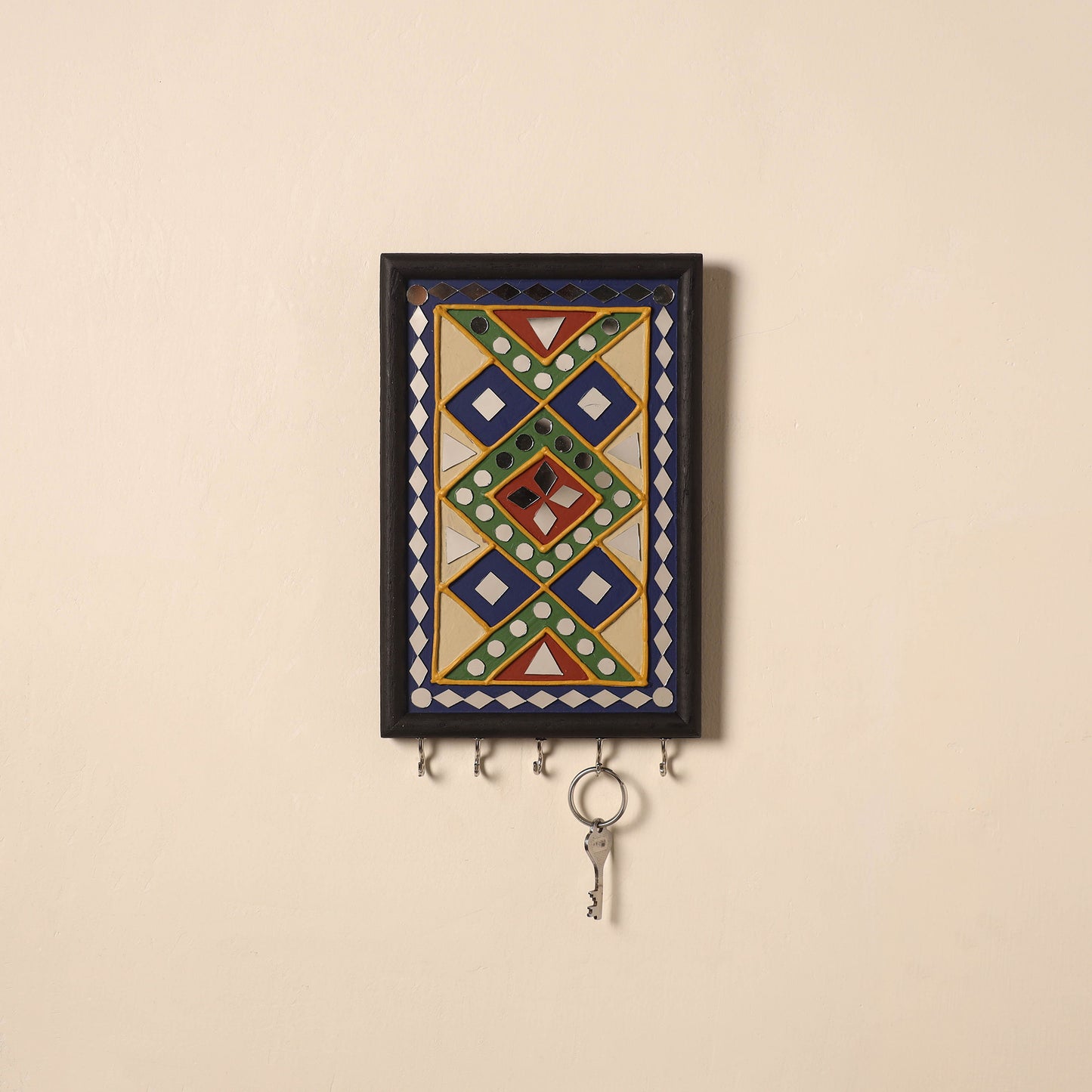 Kutch Mud Mirror Work Lippan Art Key Holder (9 x 6 in) 45