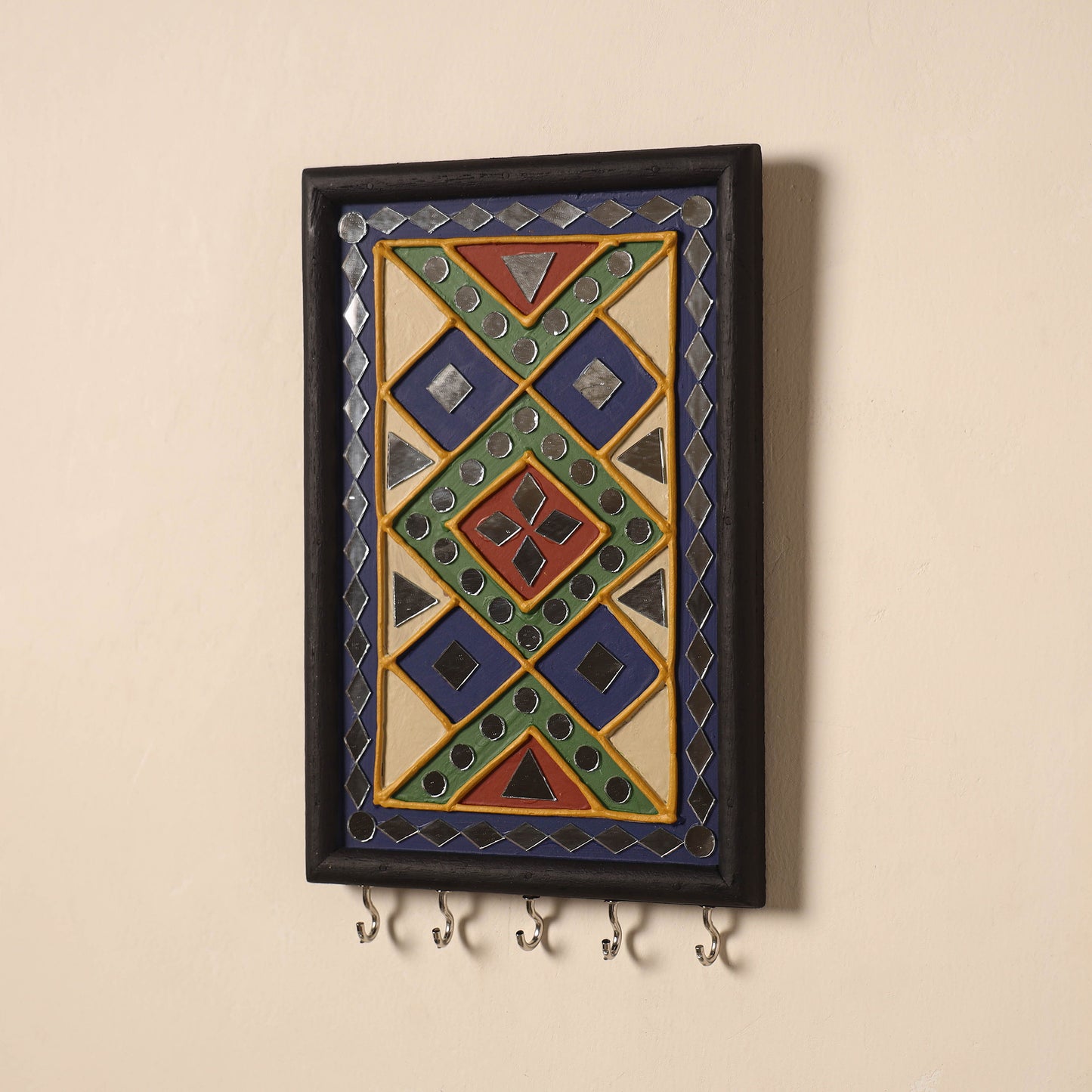 Kutch Mud Mirror Work Lippan Art Key Holder (9 x 6 in) 45