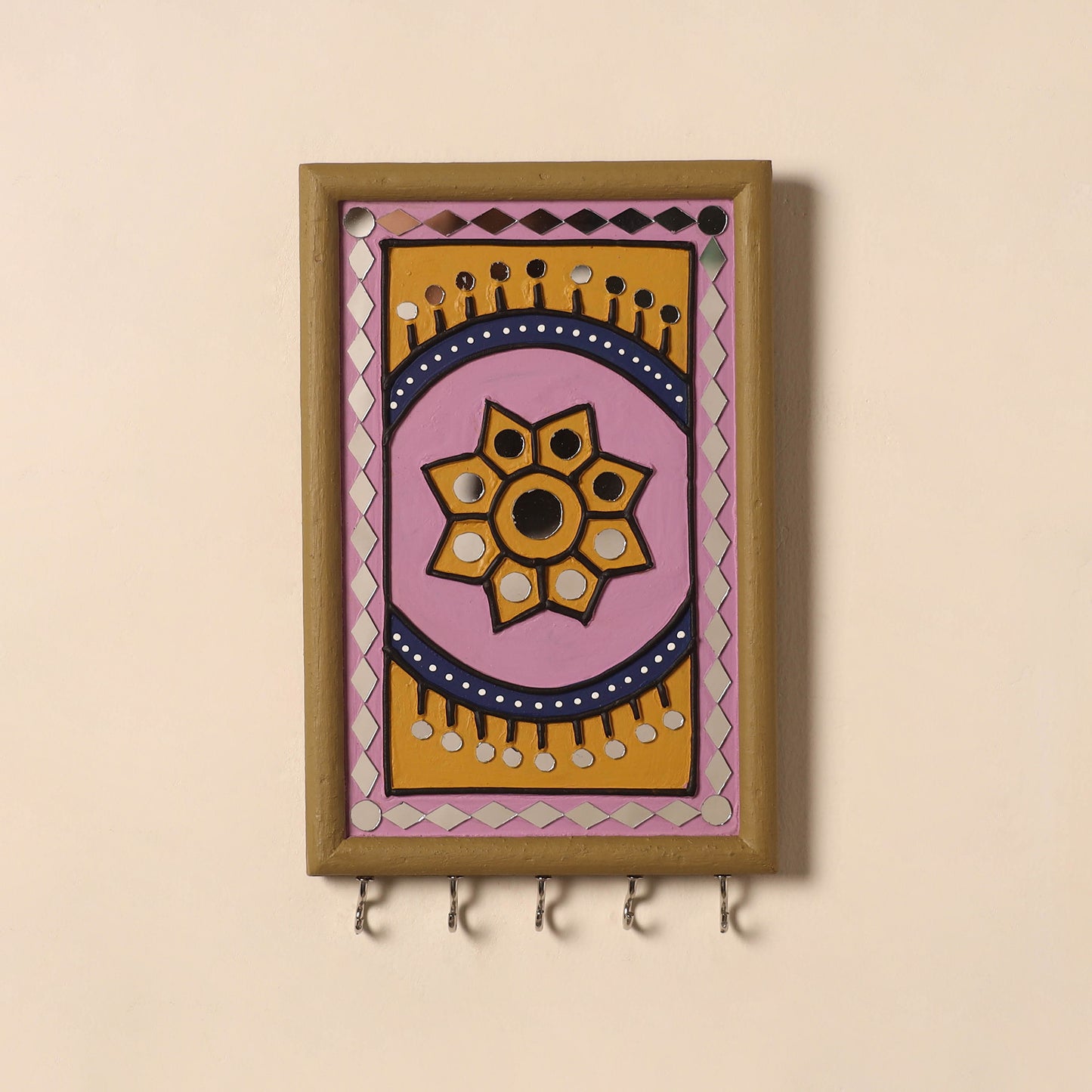 Kutch Mud Mirror Work Lippan Art Key Holder (9 x 6 in) 48