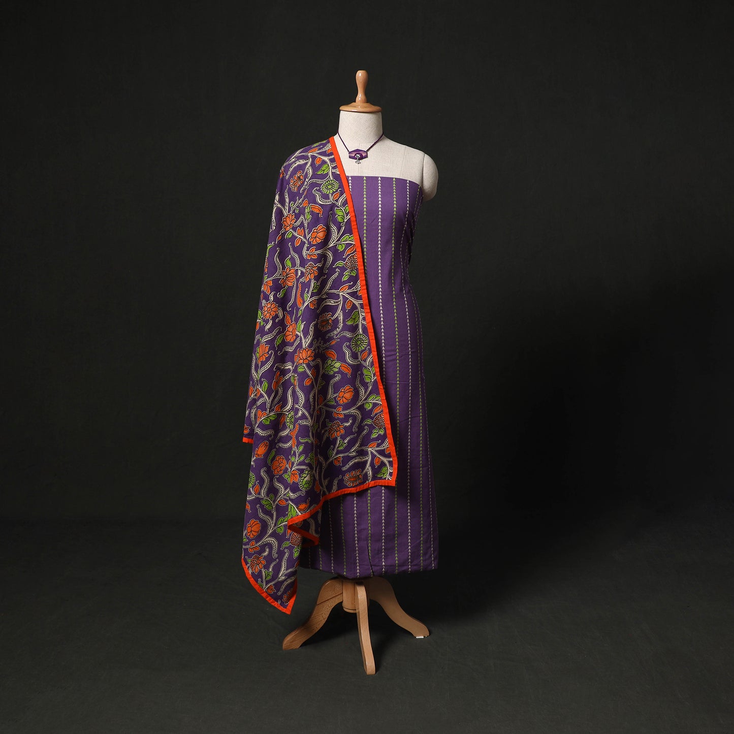 Jacquard Woven 2pc Cotton Unstitched Dress Material Kurta Set with Jewellery 16