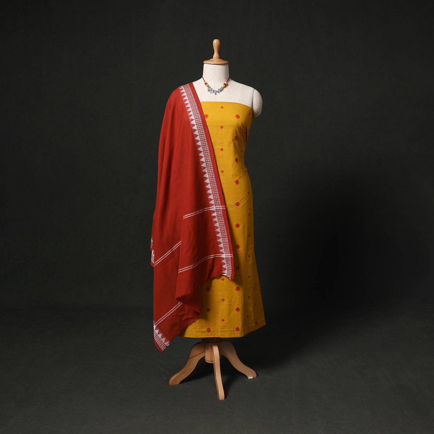 Jacquard Woven 2pc Cotton Unstitched Dress Material Kurta Set with Jewellery 21