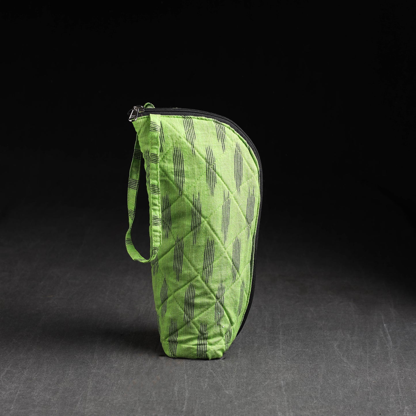 Handmade 1L Water Bottle Cover 02