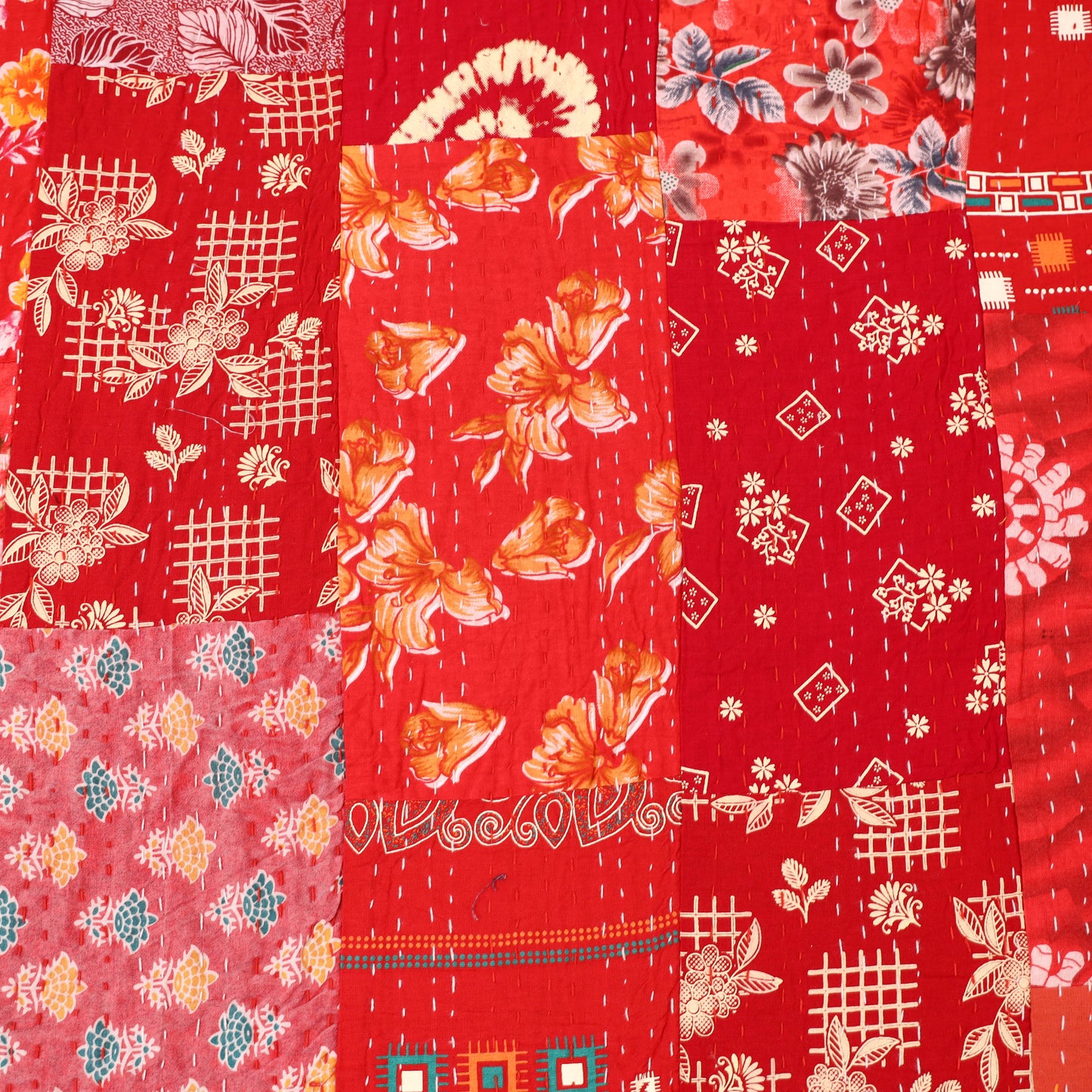 Red - Khambadiya Tagai Patchwork Quilt / Gudri / Blanket 23