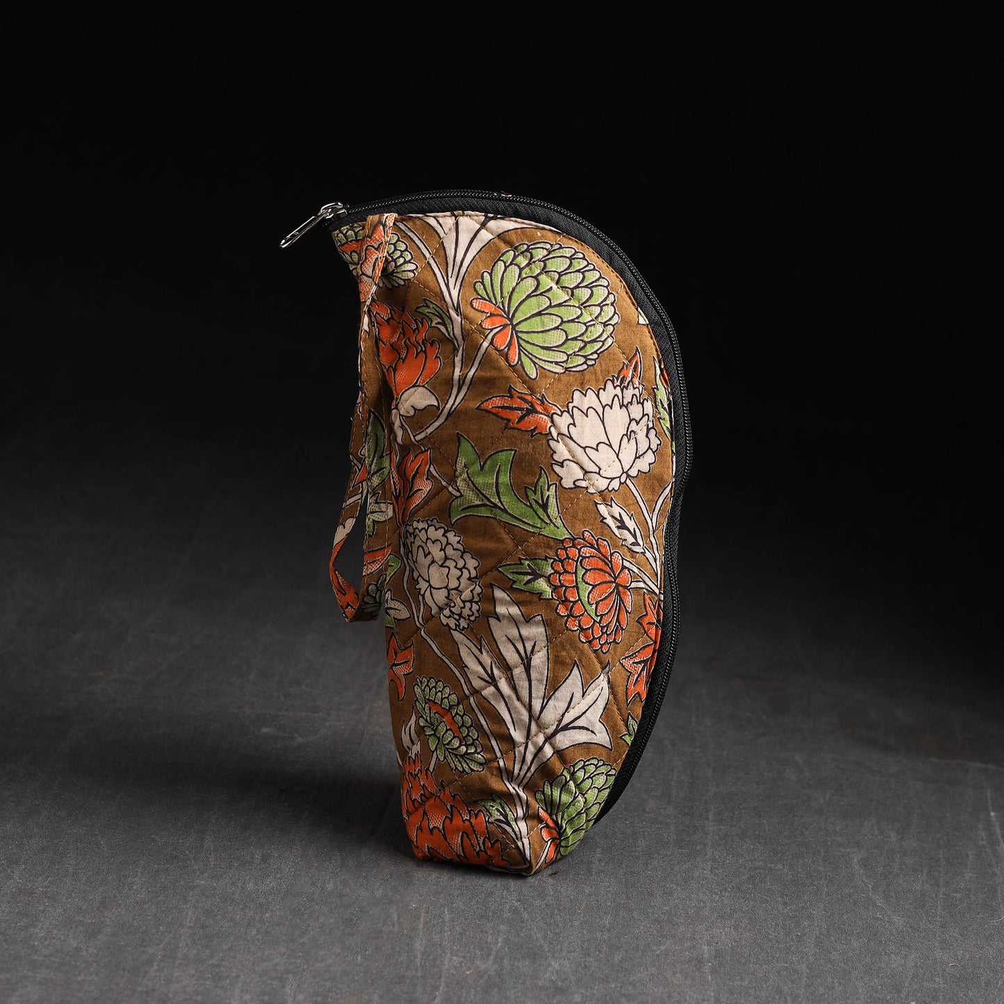 Handmade 1L Water Bottle Cover 32