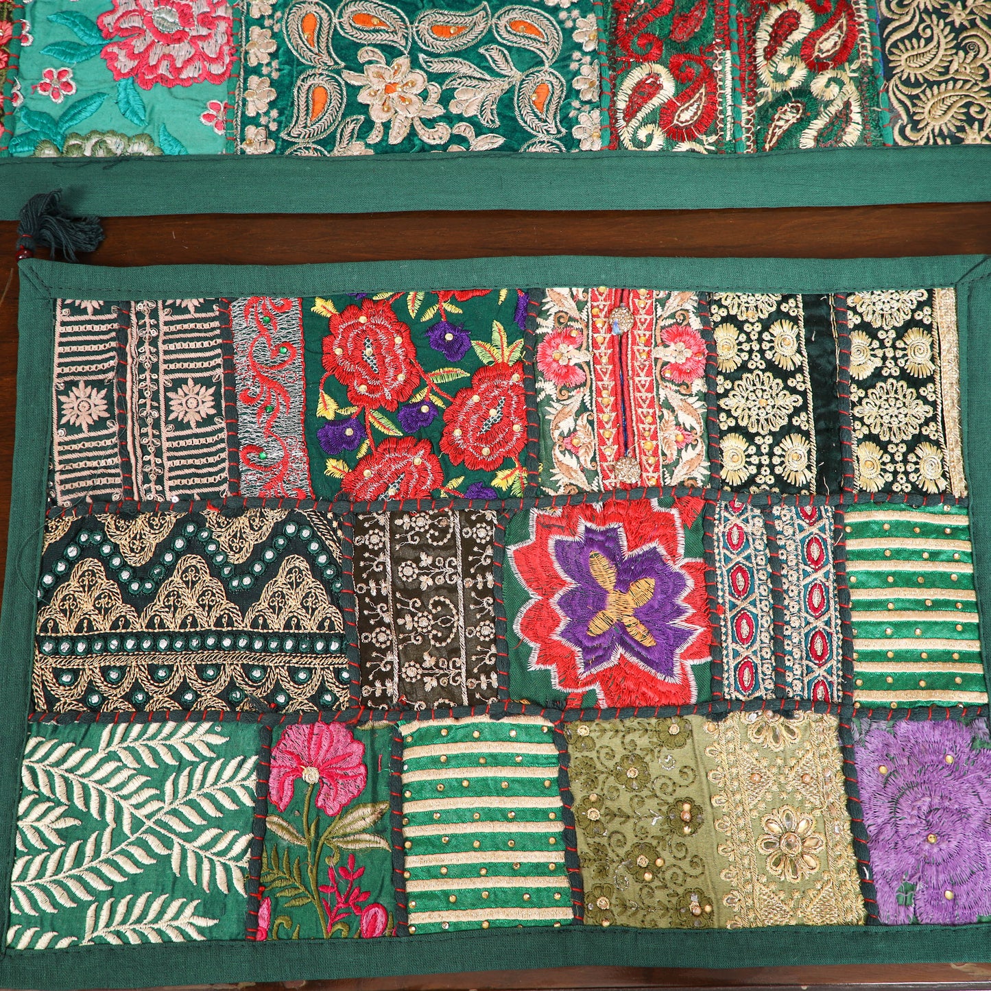 Khambadiya Patchwork Table Runner Set (Set of 7) 06