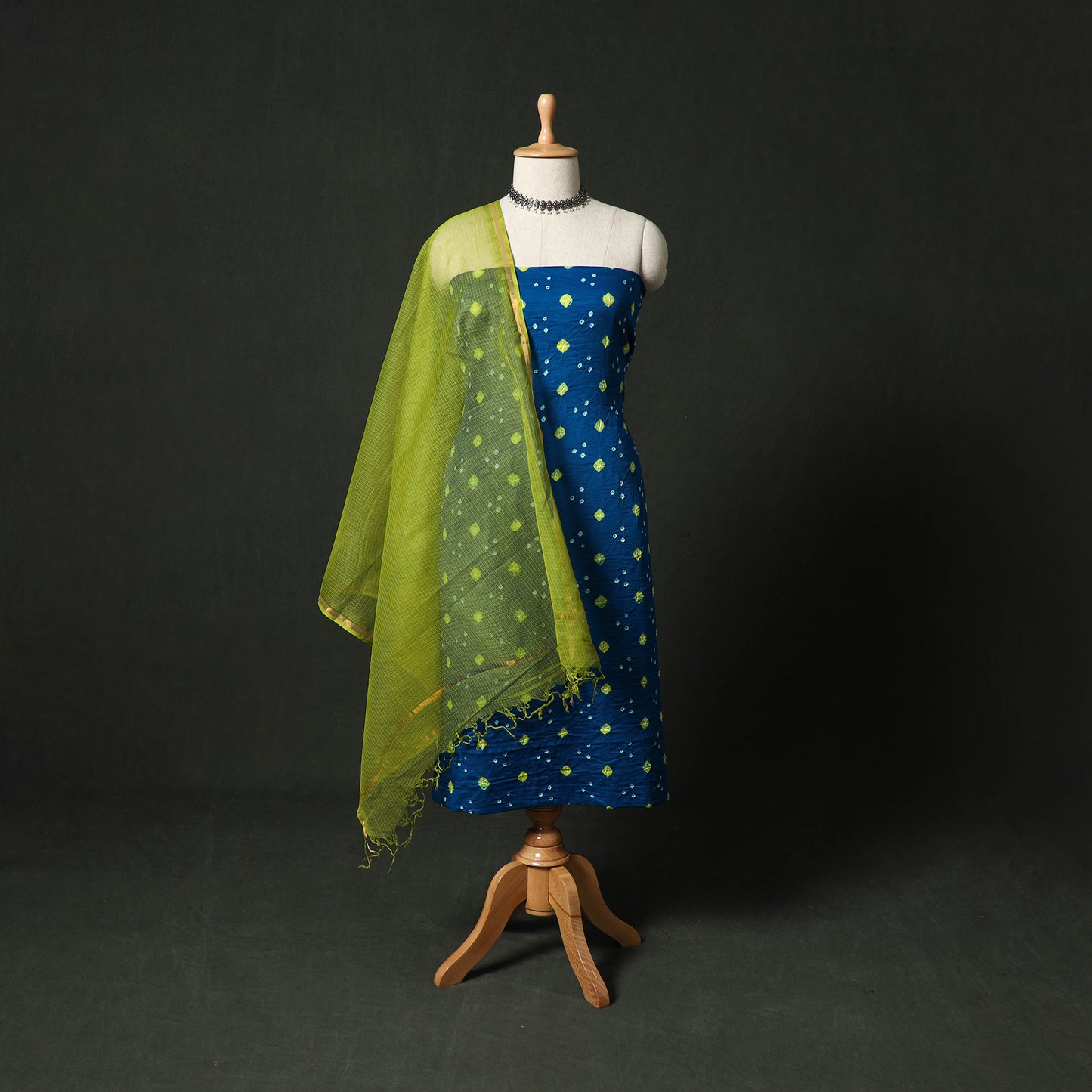 Kutch Bandhani Tie-Dye Cotton 2pc Unstitched Dress Material Kurta Set with Earrings 06