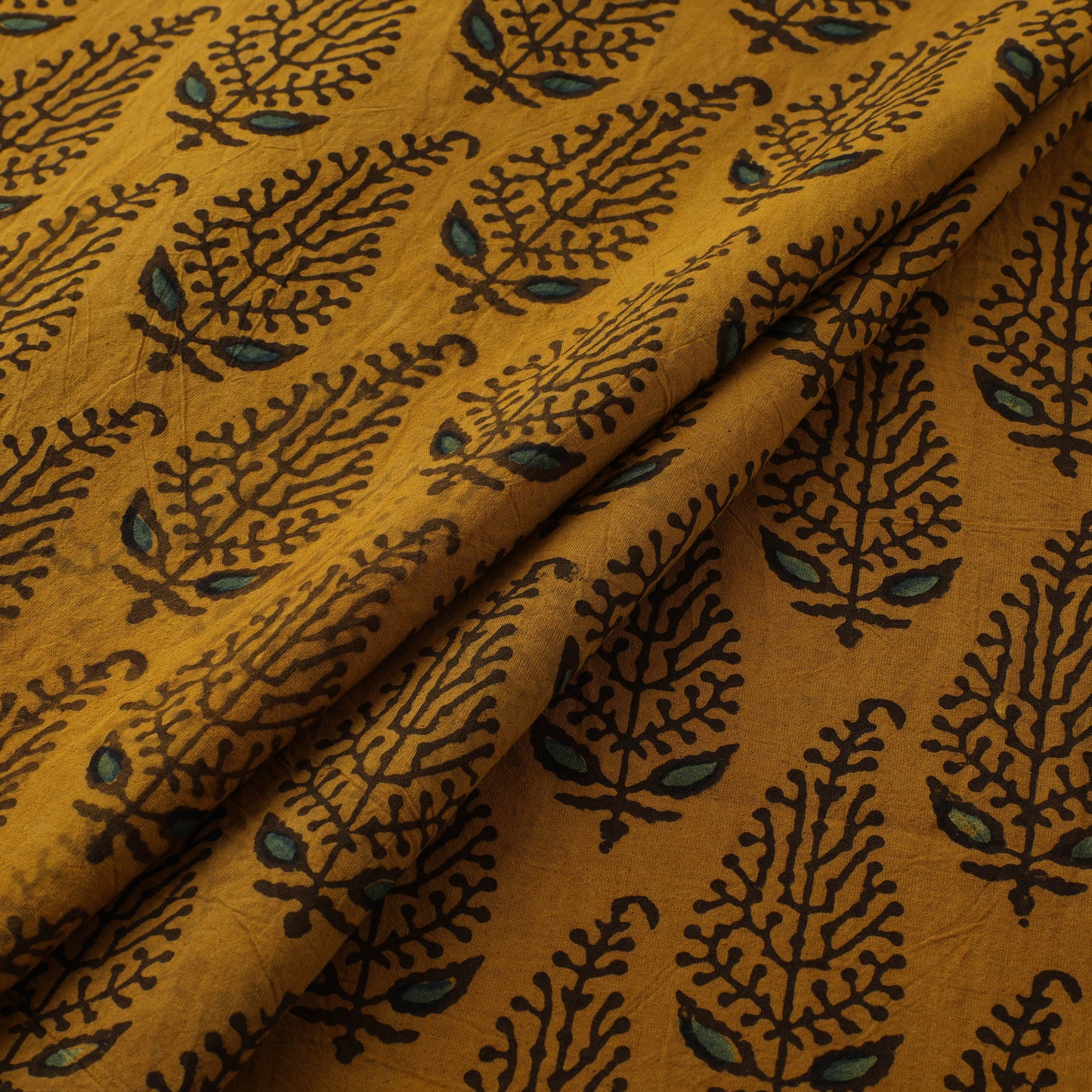 Kutch Hand Block Ajrakh Print Natural Dyed Cotton Fabric 03