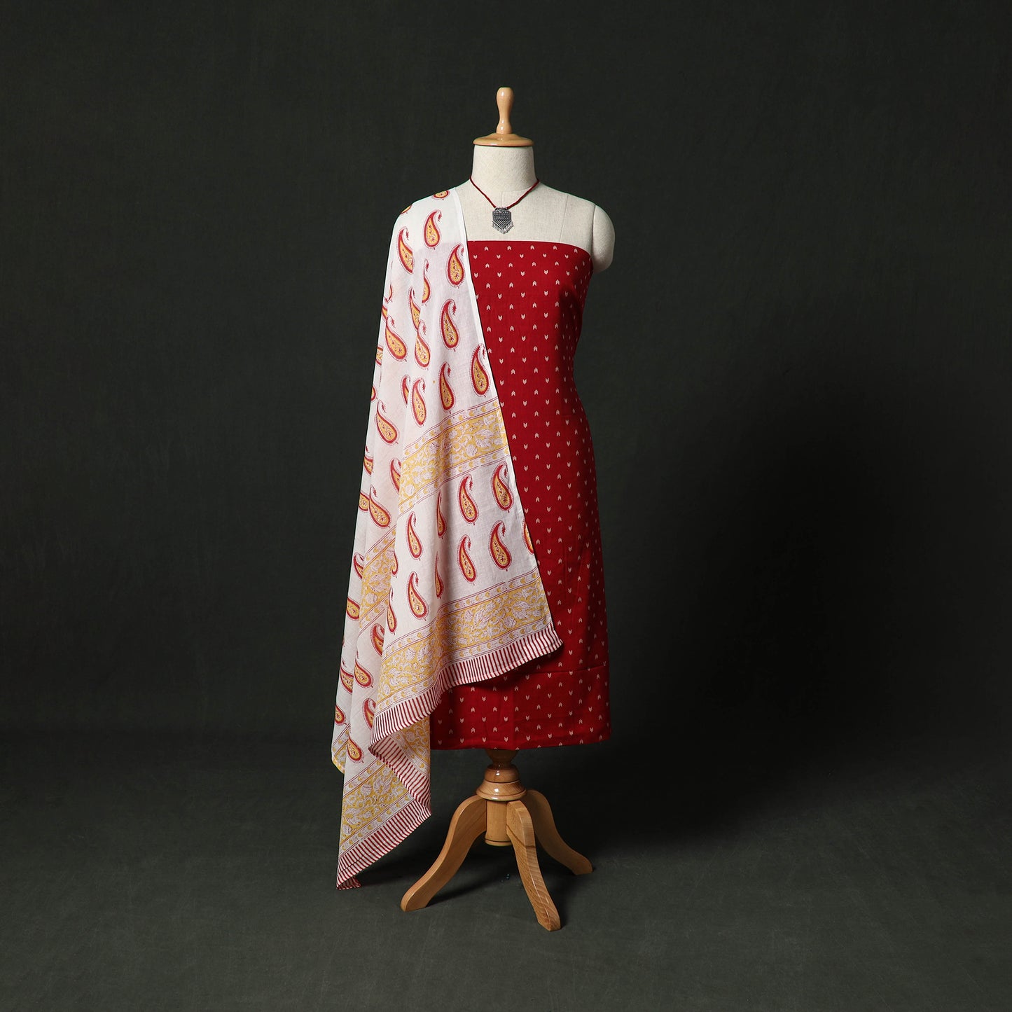 Jacquard Woven 2pc Cotton Unstitched Dress Material Kurta Set with Jewellery 12
